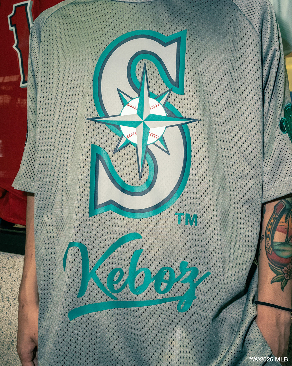 KEBOZ × MLB SEATTLE MARINERS MESH TEE