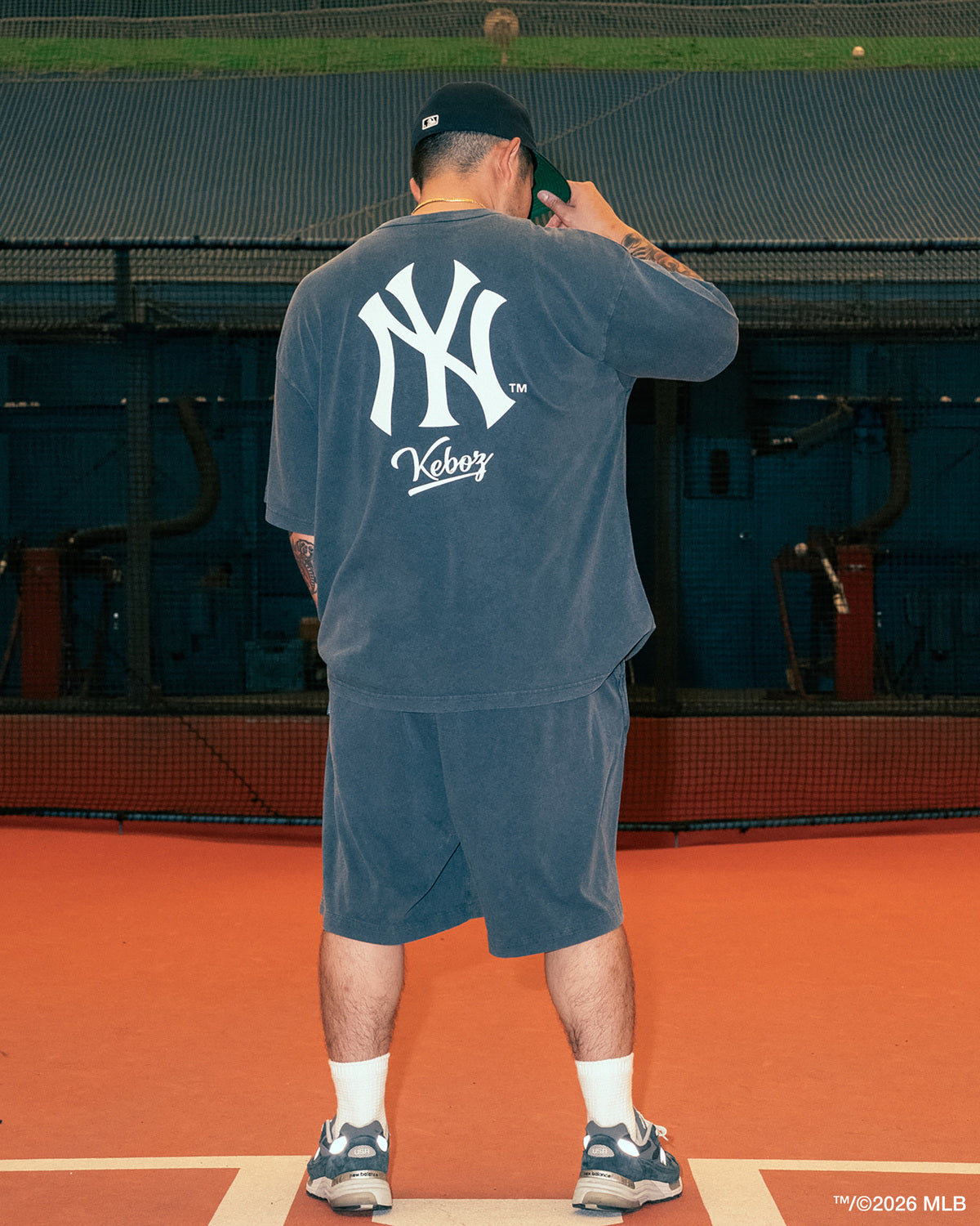 KEBOZ × MLB NEW YORK YANKEES LOGO WASHED TENJIKU SHORTS
