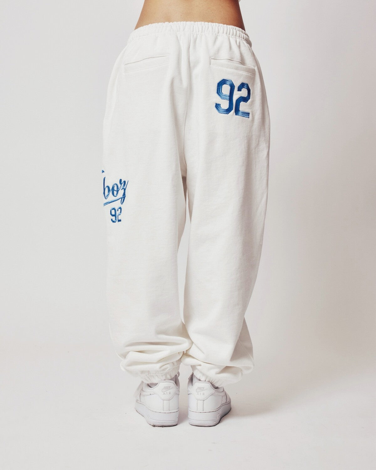 92 NUMBER SWEAT PANTS