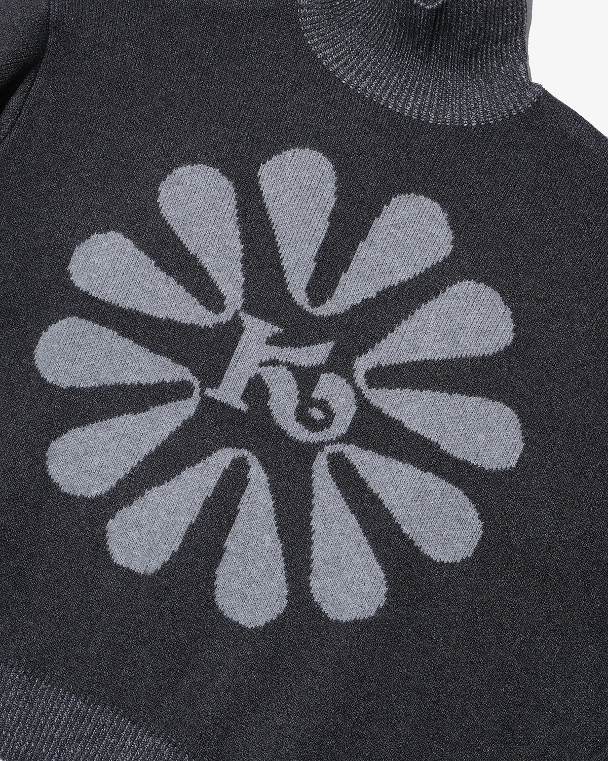 BLOOM LOGO KNIT