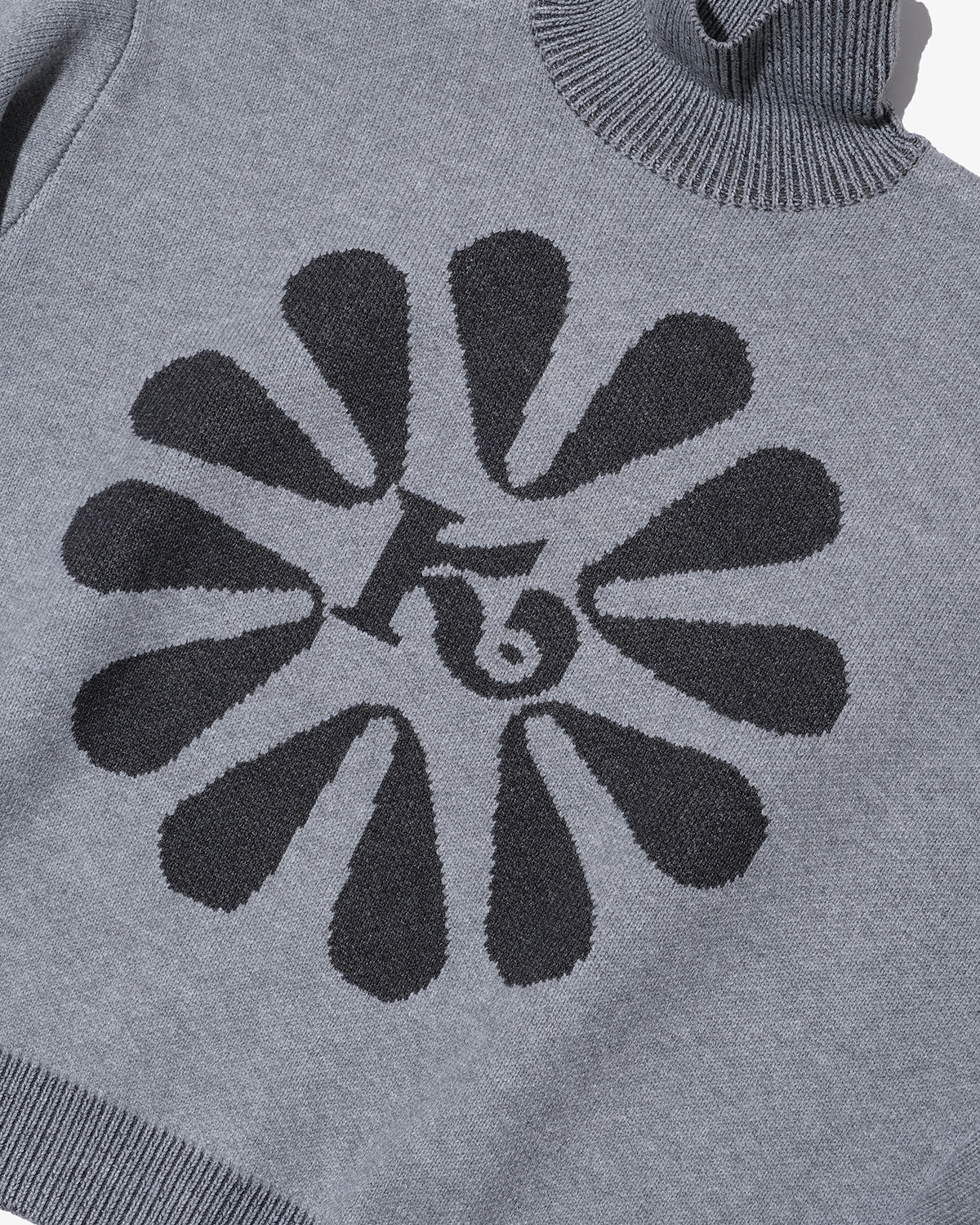 BLOOM LOGO KNIT