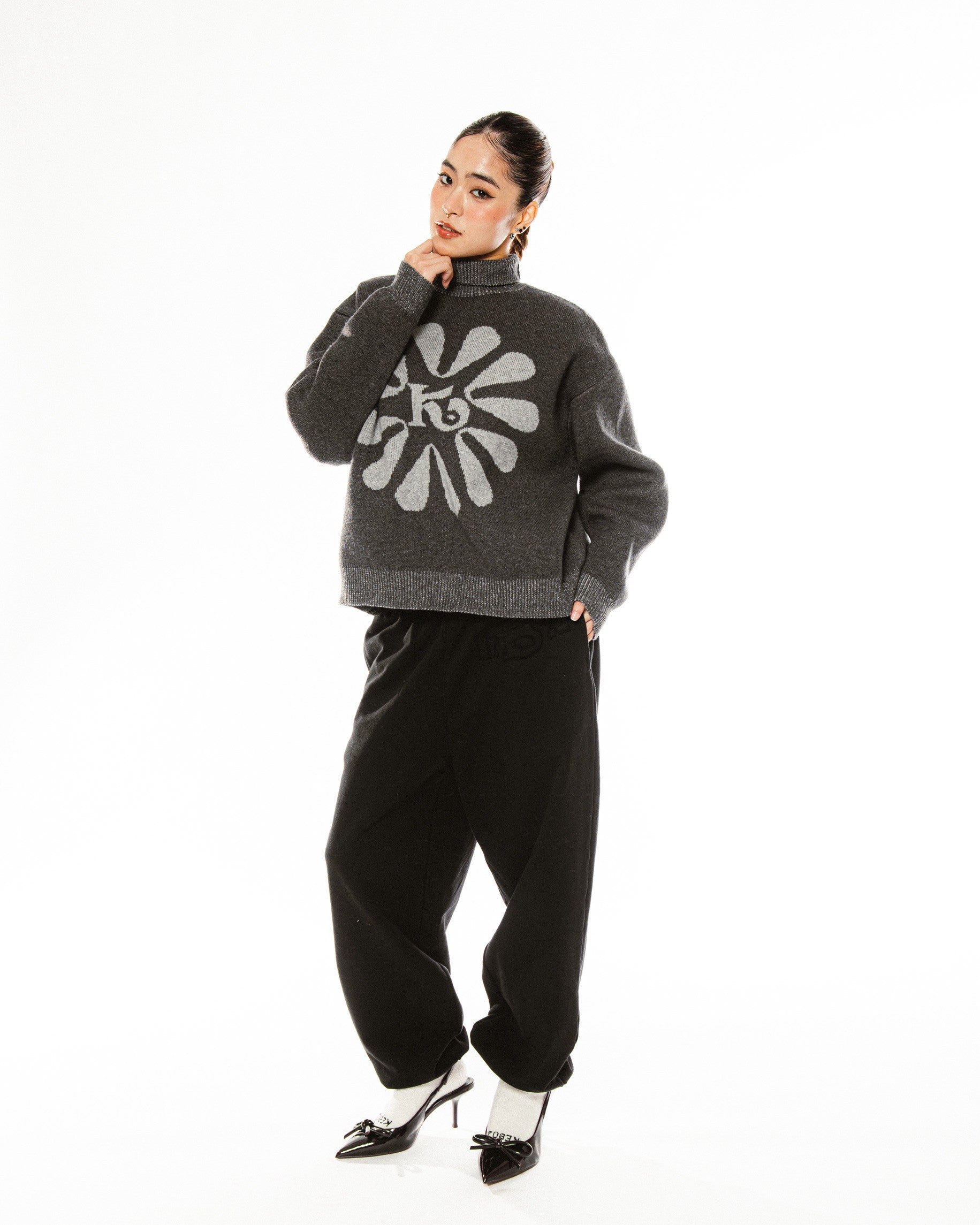 BLOOM LOGO KNIT