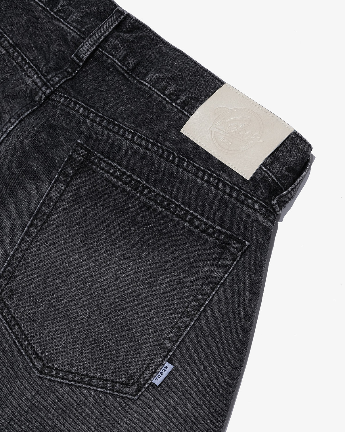 DAMAGED BAGGY DENIM PANTS