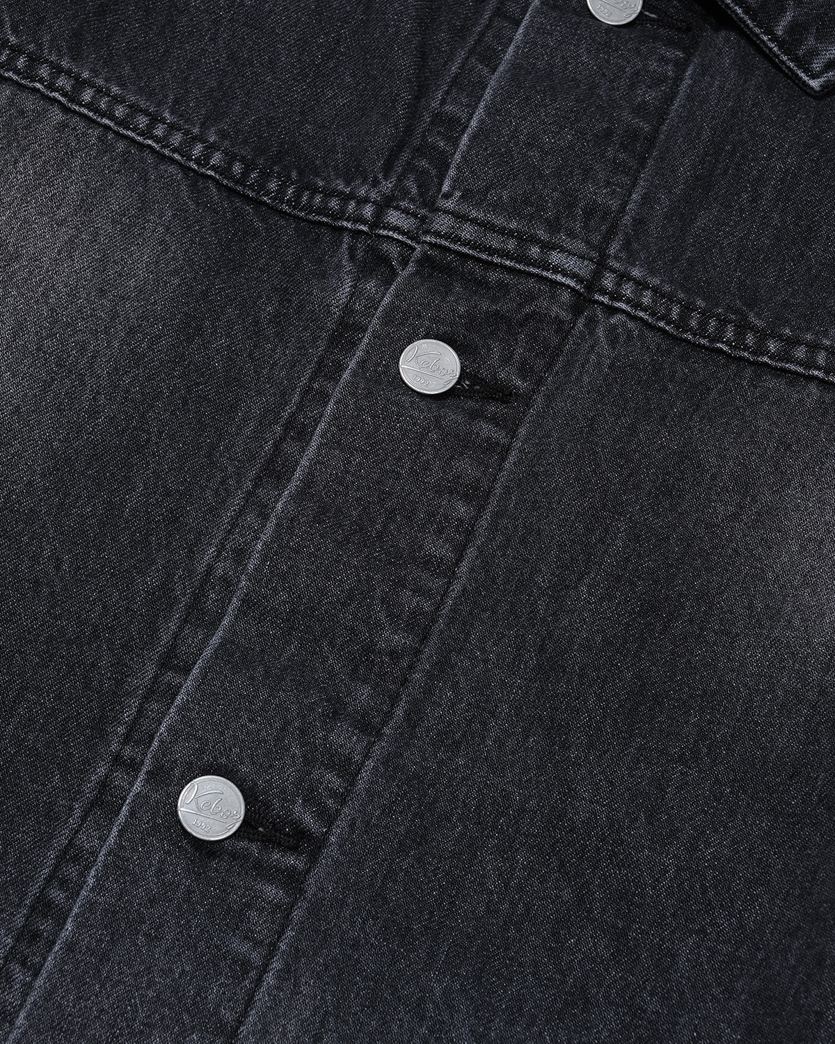 DAMAGED DENIM JACKET