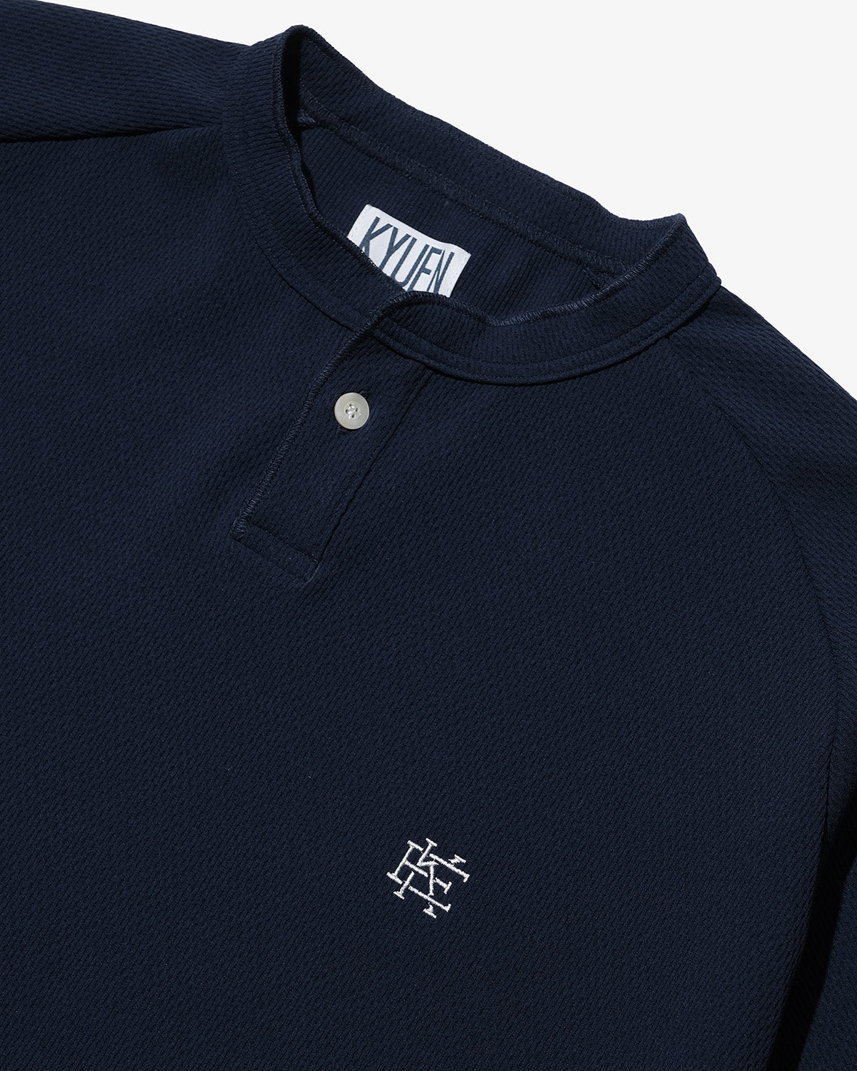 THERMAL HENLEY NECK TEE