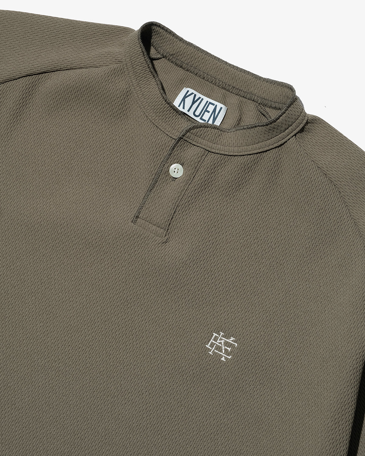THERMAL HENLEY NECK TEE