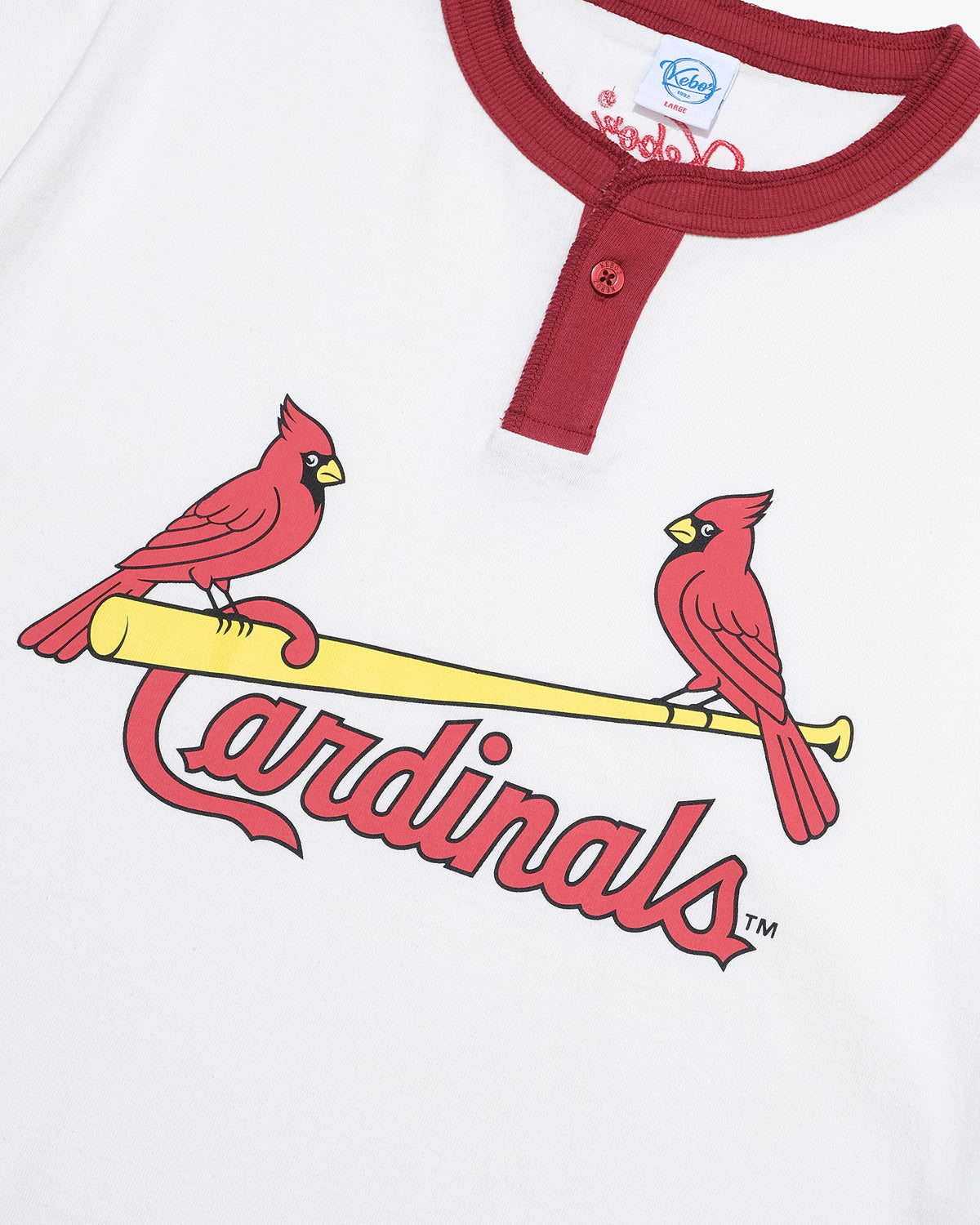 KEBOZ × MLB ST. LOUIS CARDINALS ROUND HEM HENLEY NECK S/S TEE