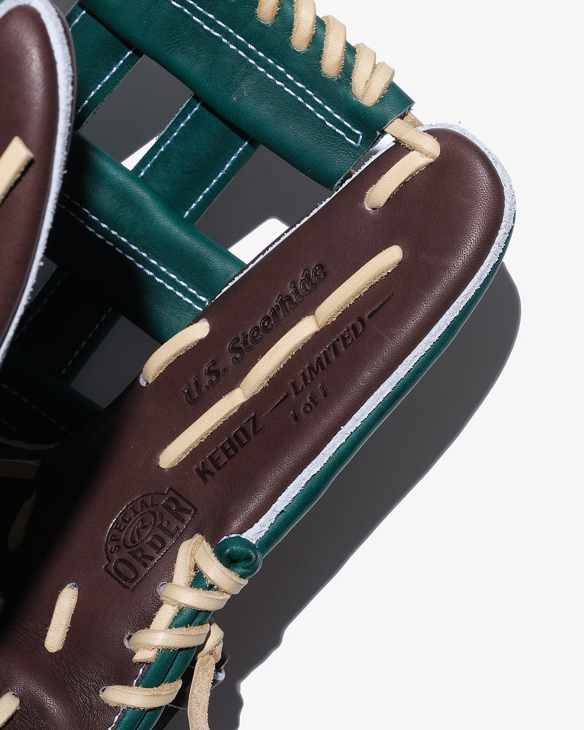 RAWLINGS × KEBOZ OUTFIELDER GLOVE