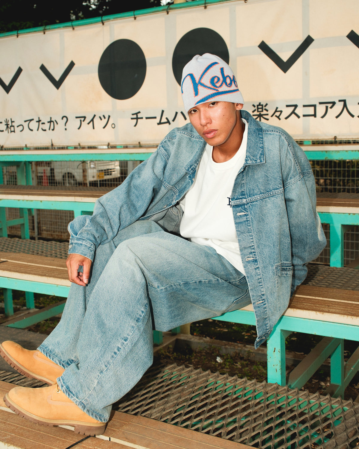DAMAGED BAGGY DENIM PANTS