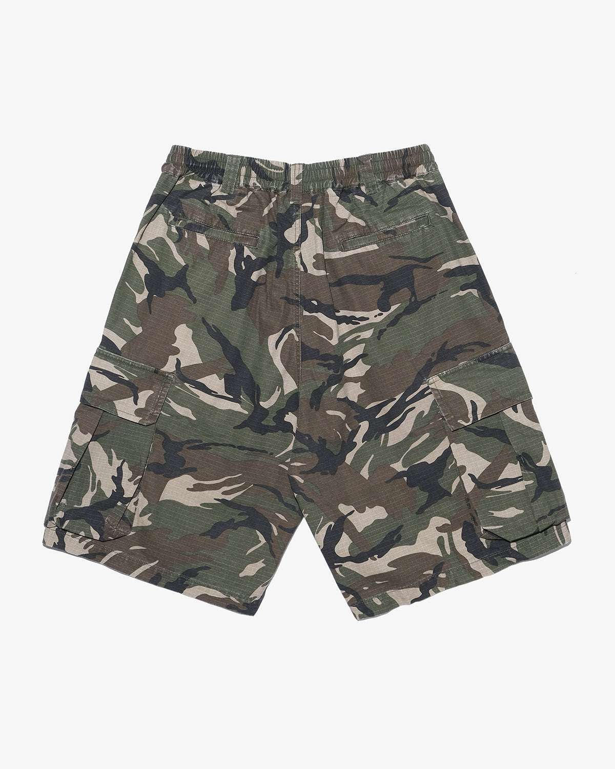 CAMO CARGO SHORTS