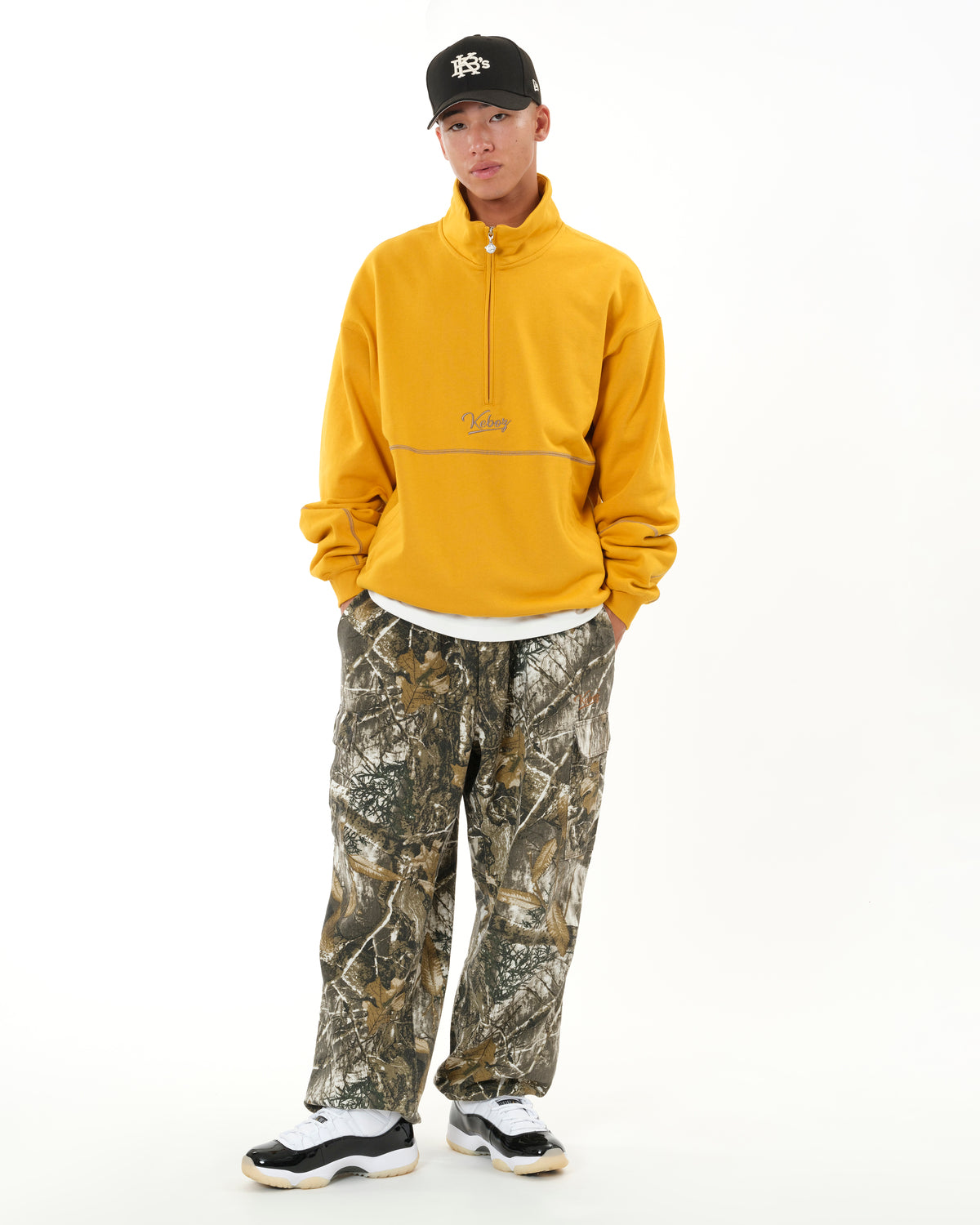 ICON SWEAT HALF ZIP