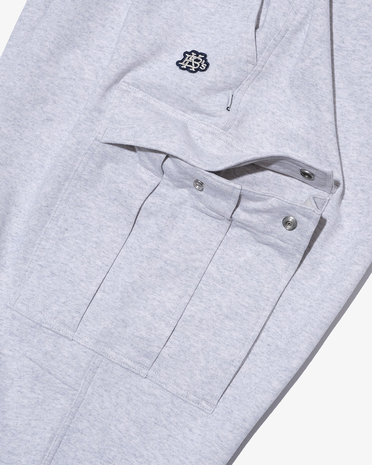 EFG WAPPEN SWEAT CARGO PANTS