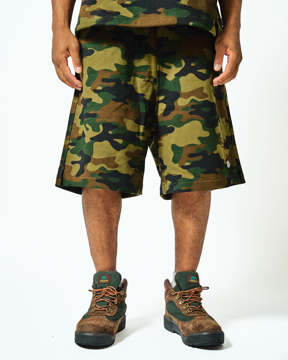 EFG WAPPEN SWEAT SHORTS