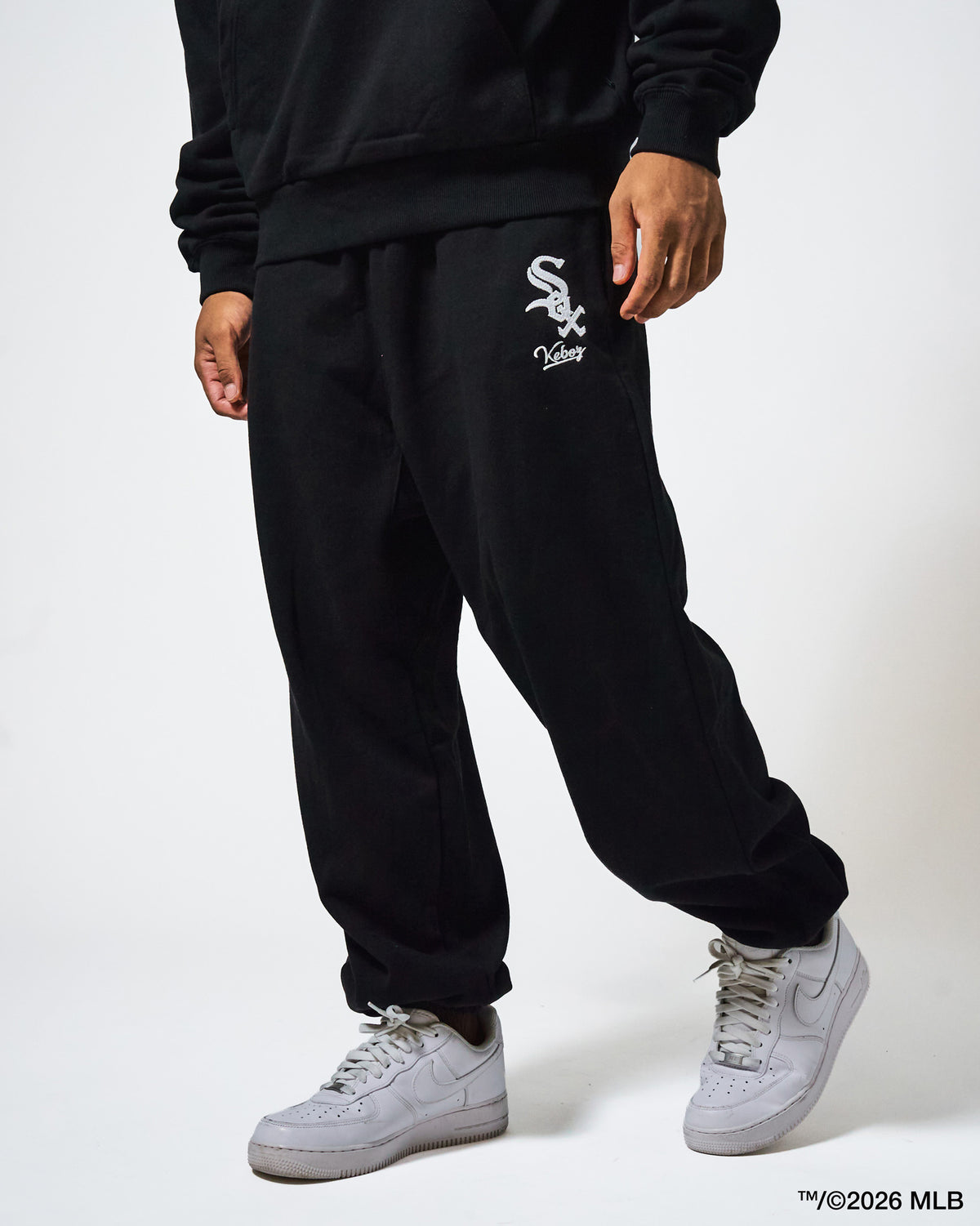KEBOZ × MLB CHICAGO WHITE SOX LOGO SWEAT PANTS