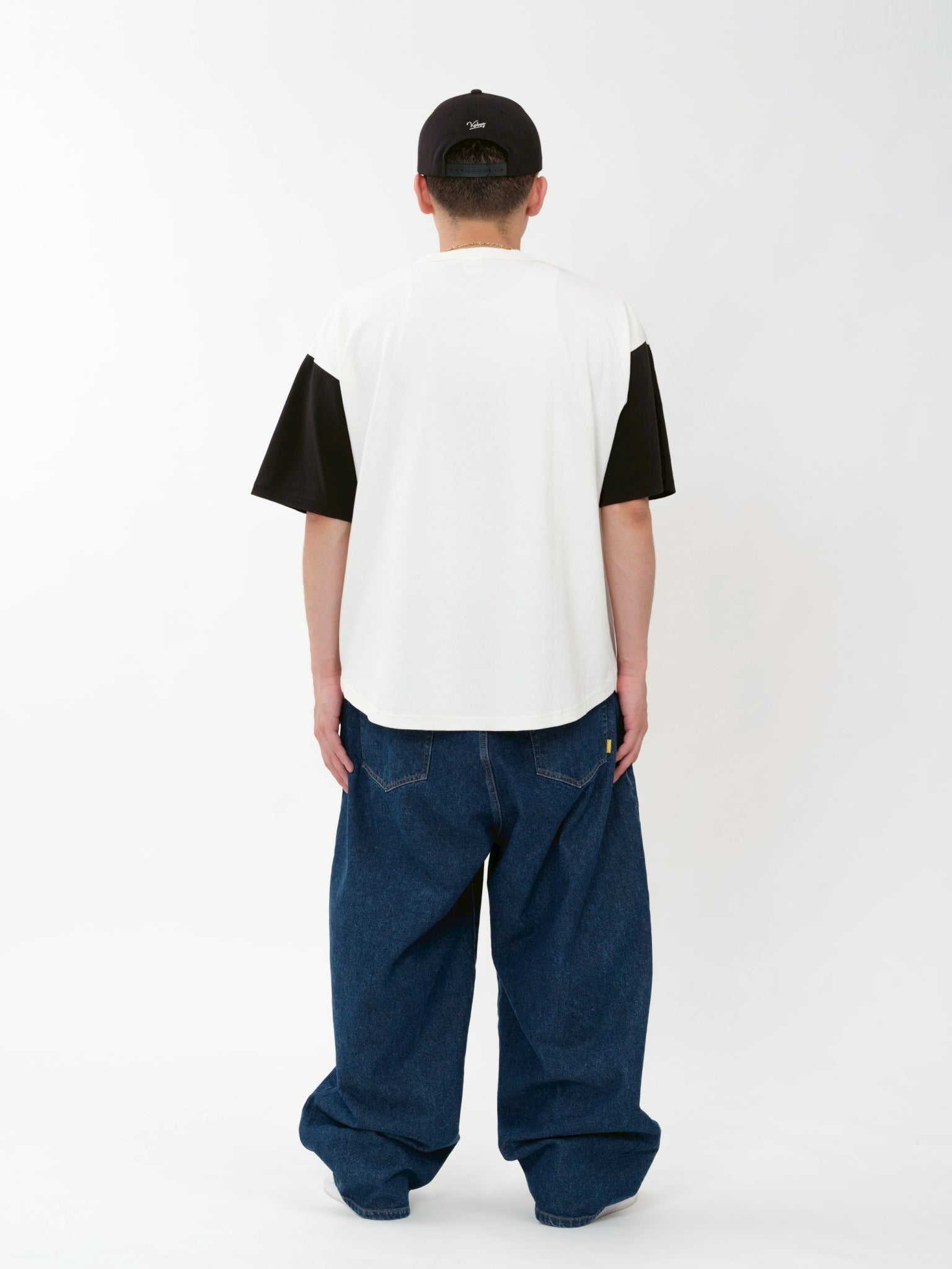 ROUND HENLEY NECK S/S TEE