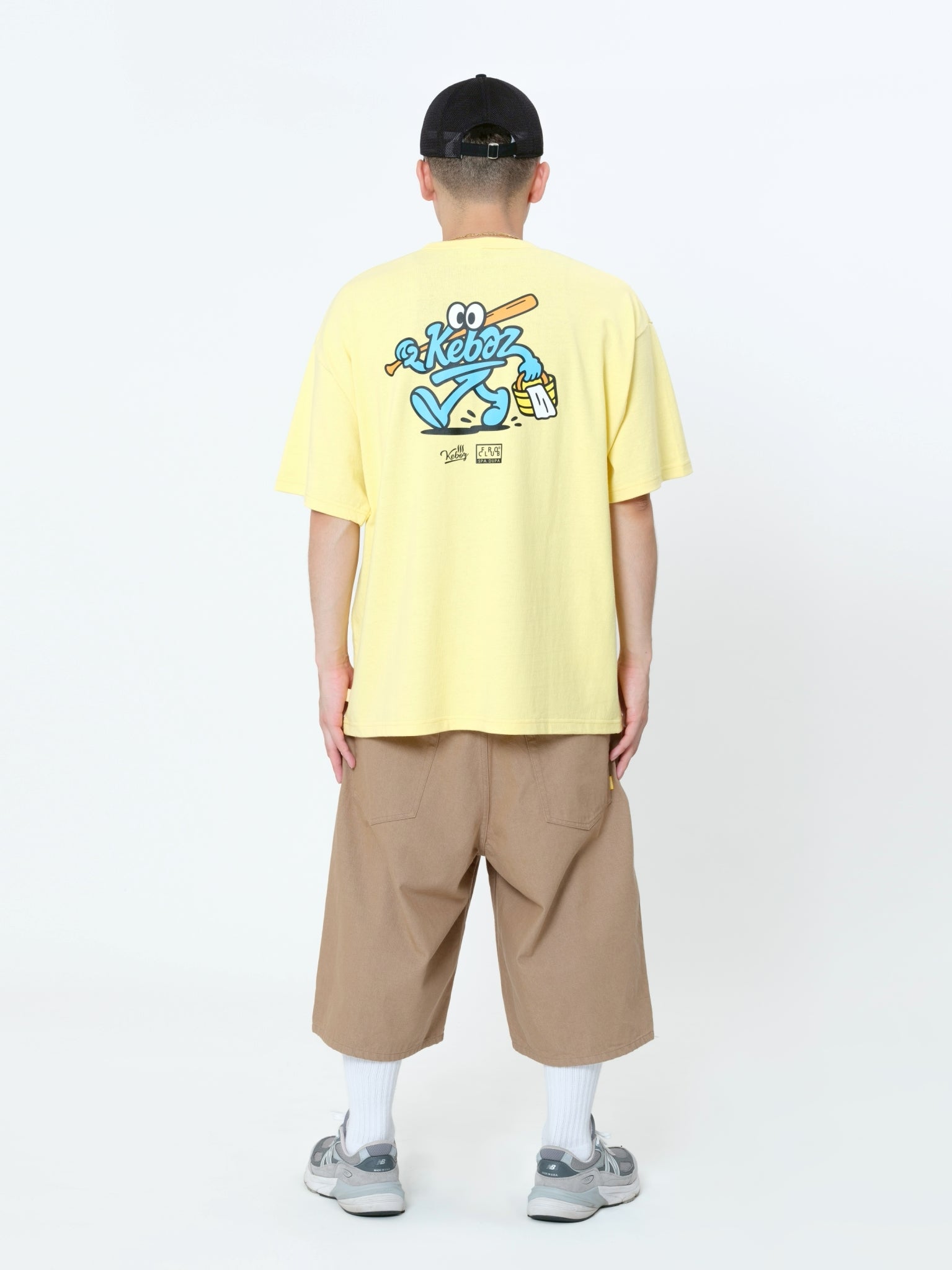 H: 175cm / SIZE: L