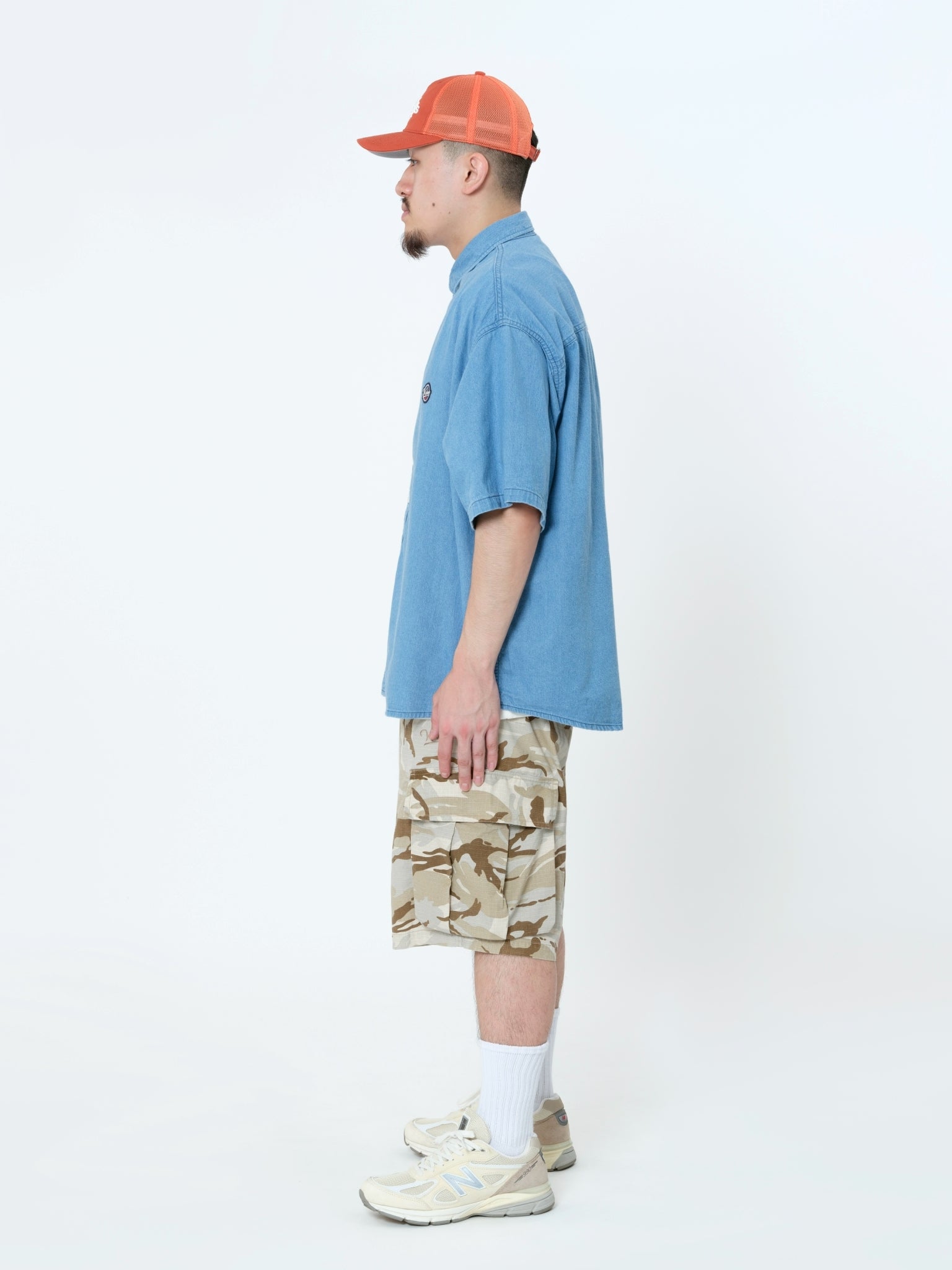 H: 175cm / SIZE: L