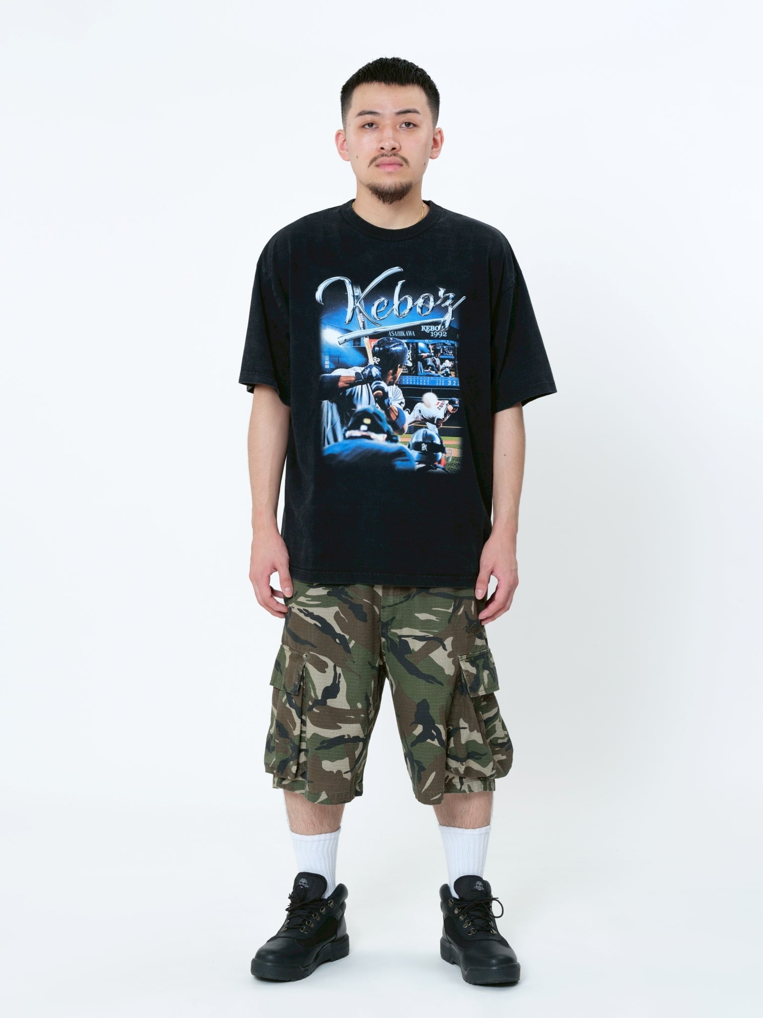 H: 175cm / SIZE: L