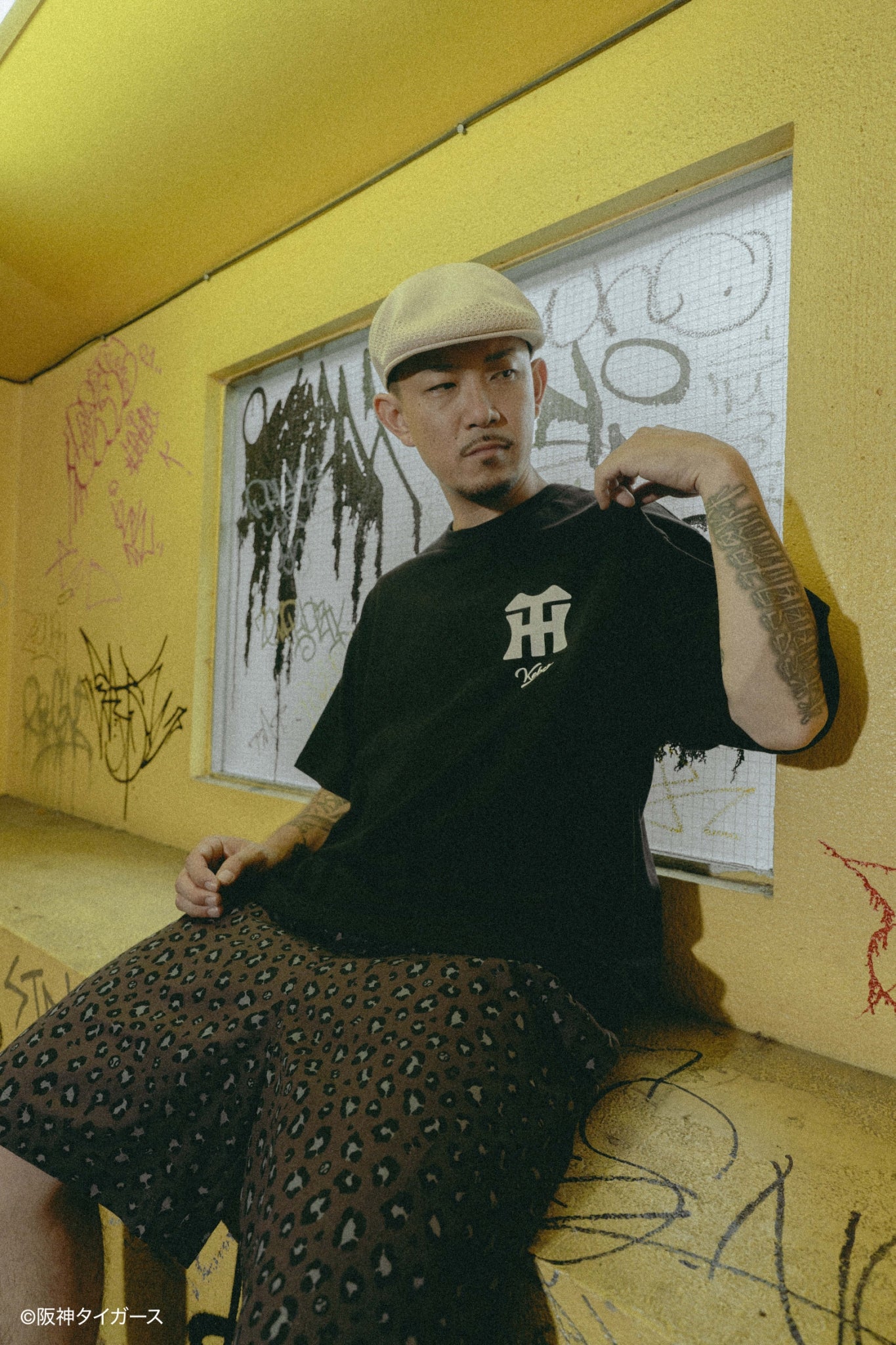 TIGERS × KEBOZ HT LOGO S/S TEE