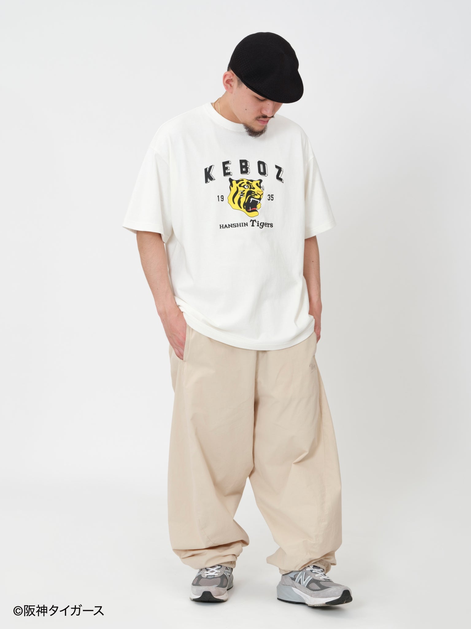 H: 175cm / SIZE: L