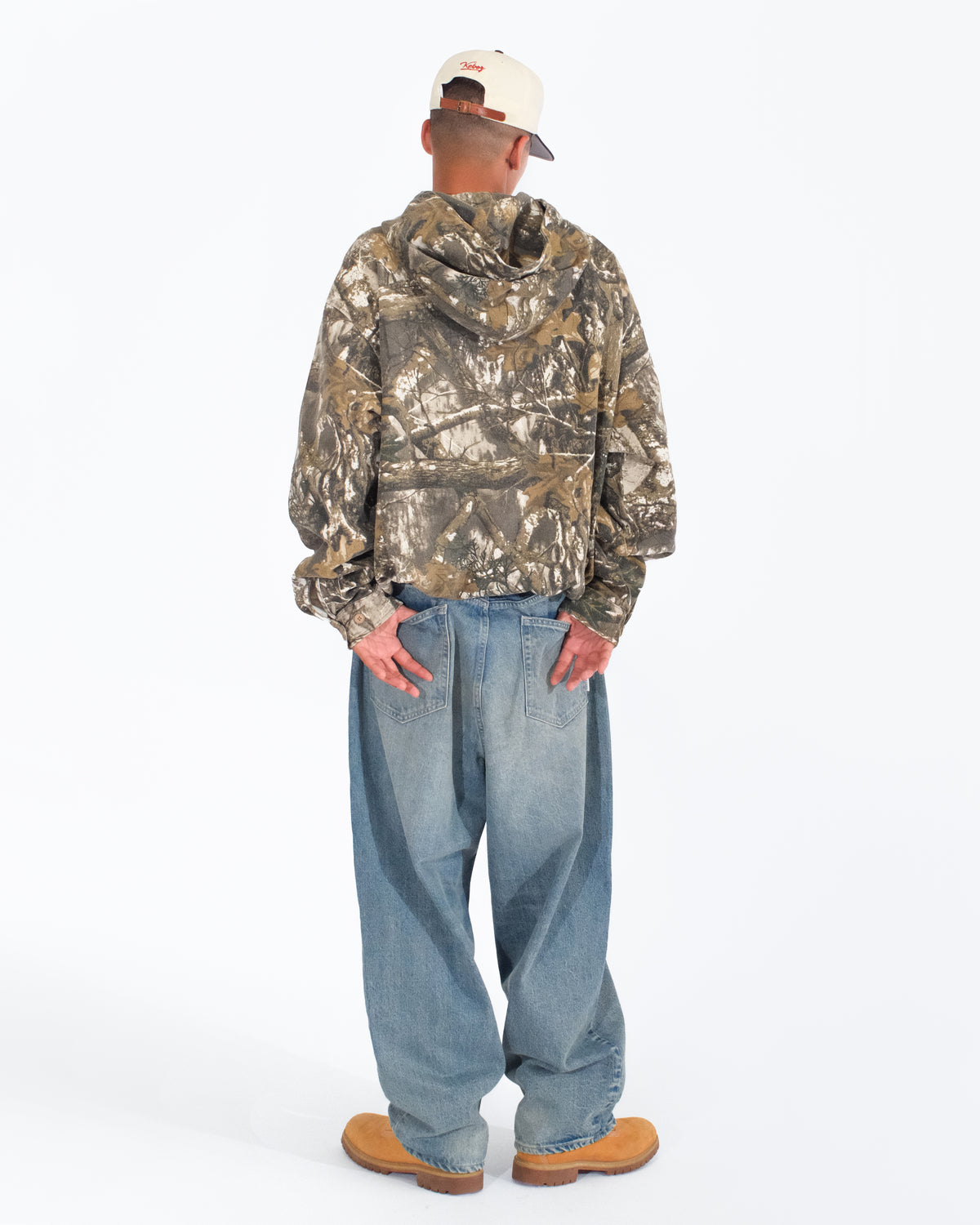 REAL TREE CAMO HALF ZIP HOODED SHIRT