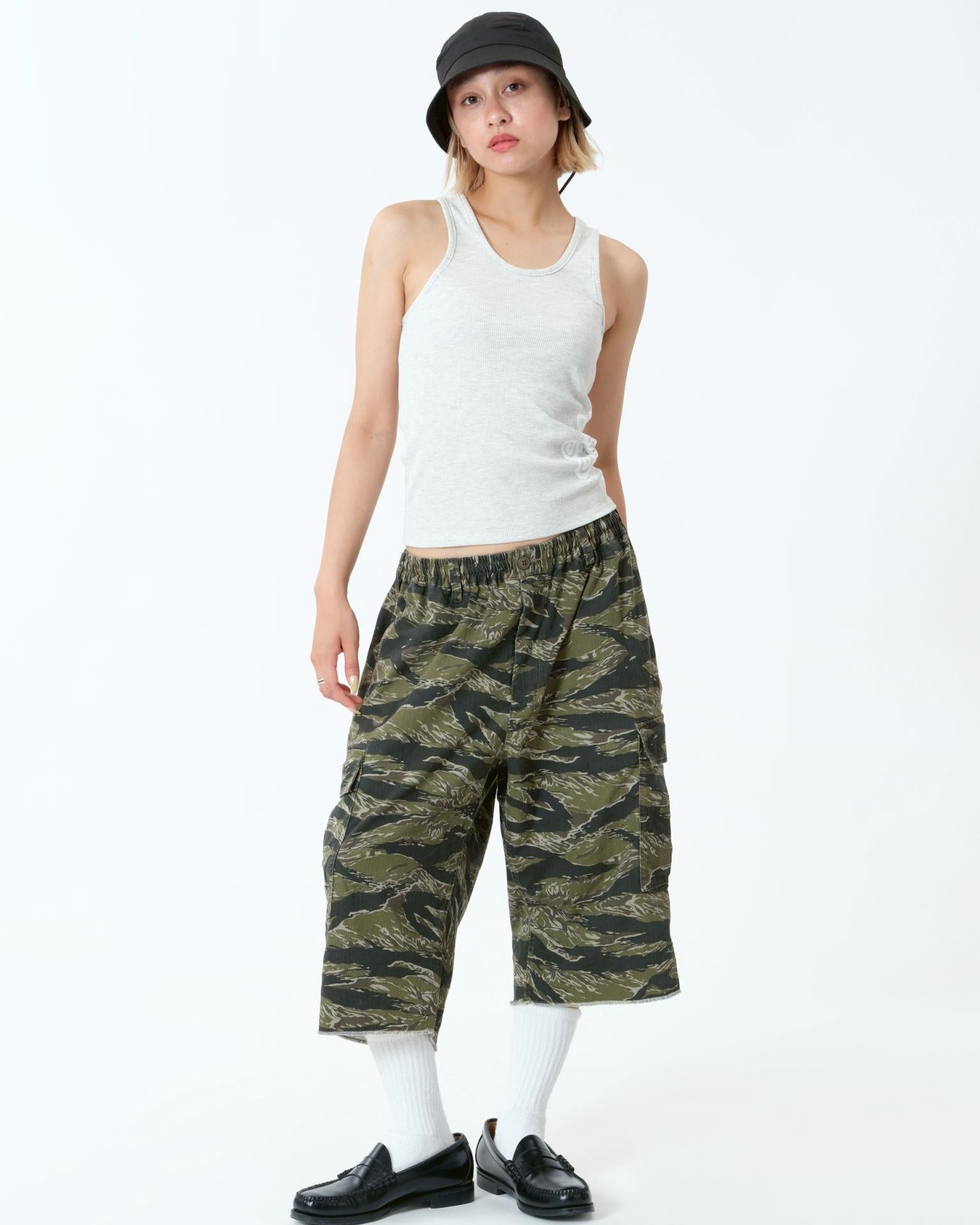 TIGER VEIL SHORTS