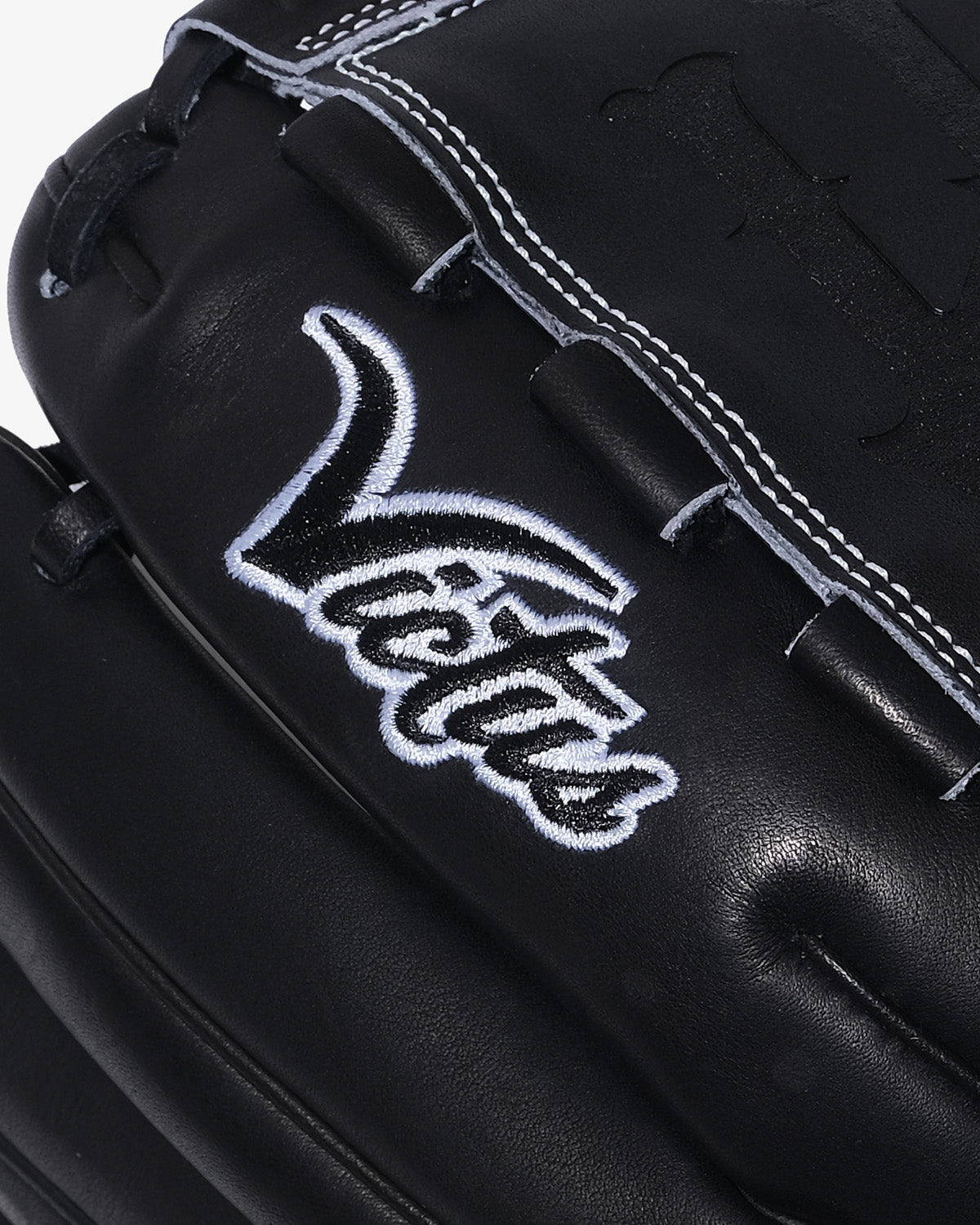 VICTUS × KEBOZ PITCHER'S GLOVE