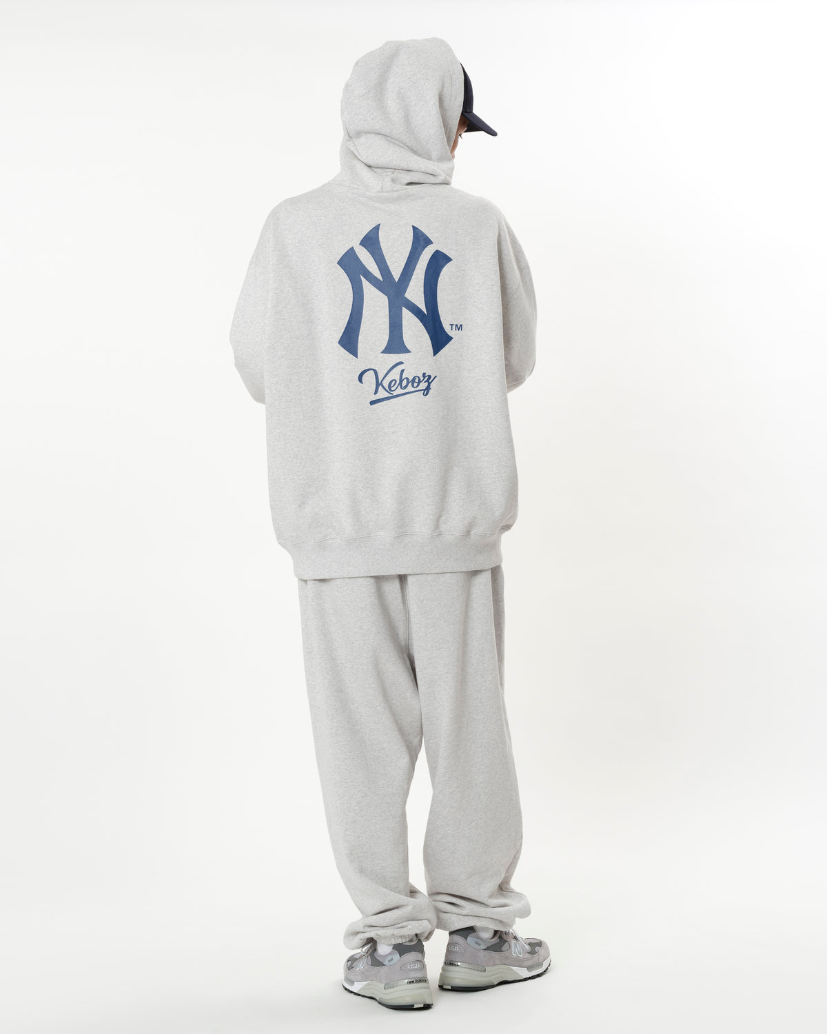 KEBOZ × MLB NEW YORK YANKEES LOGO SWEAT PANTS