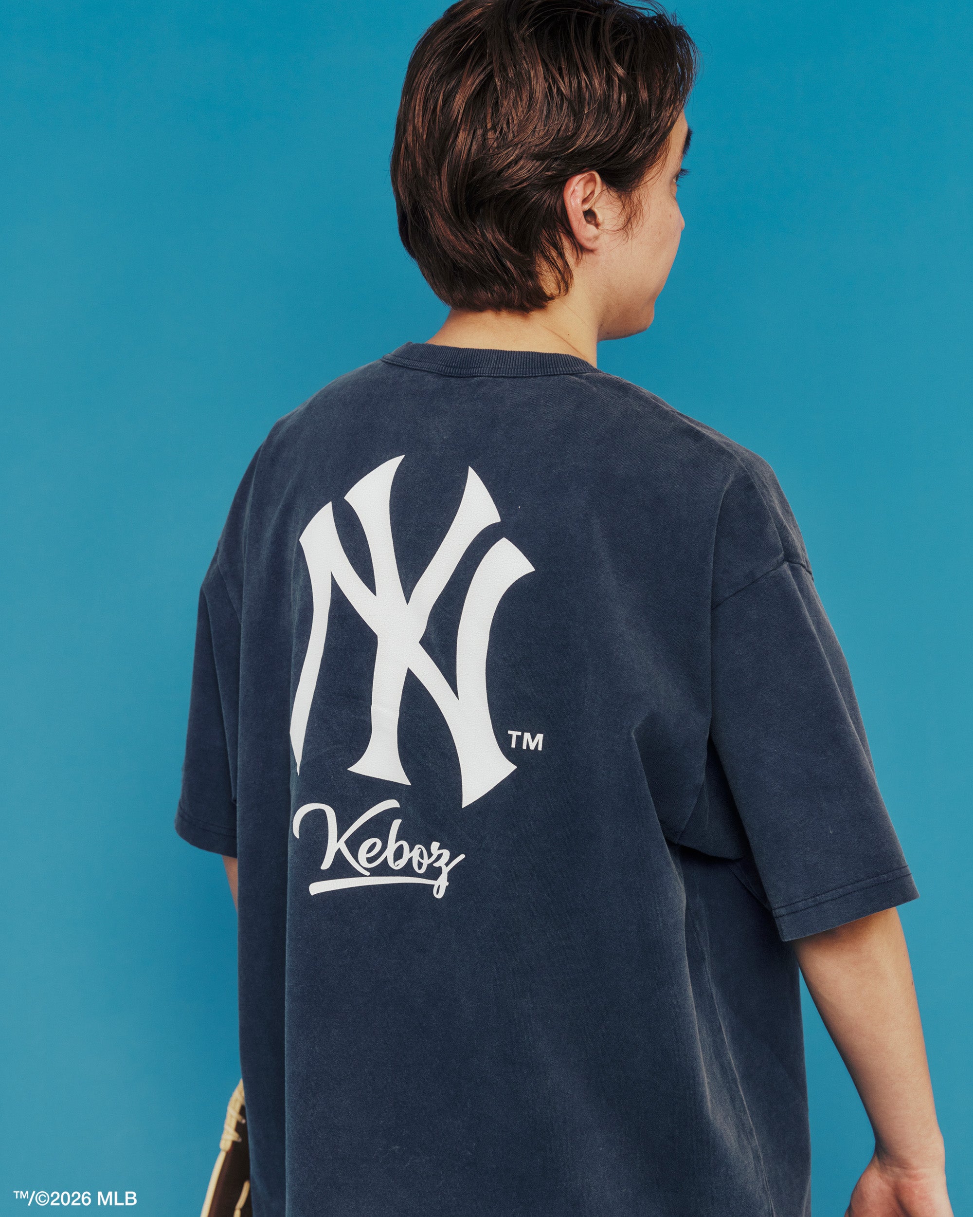 KEBOZ × MLB NEW YORK YANKEES LOGO WASHED S/S TEE