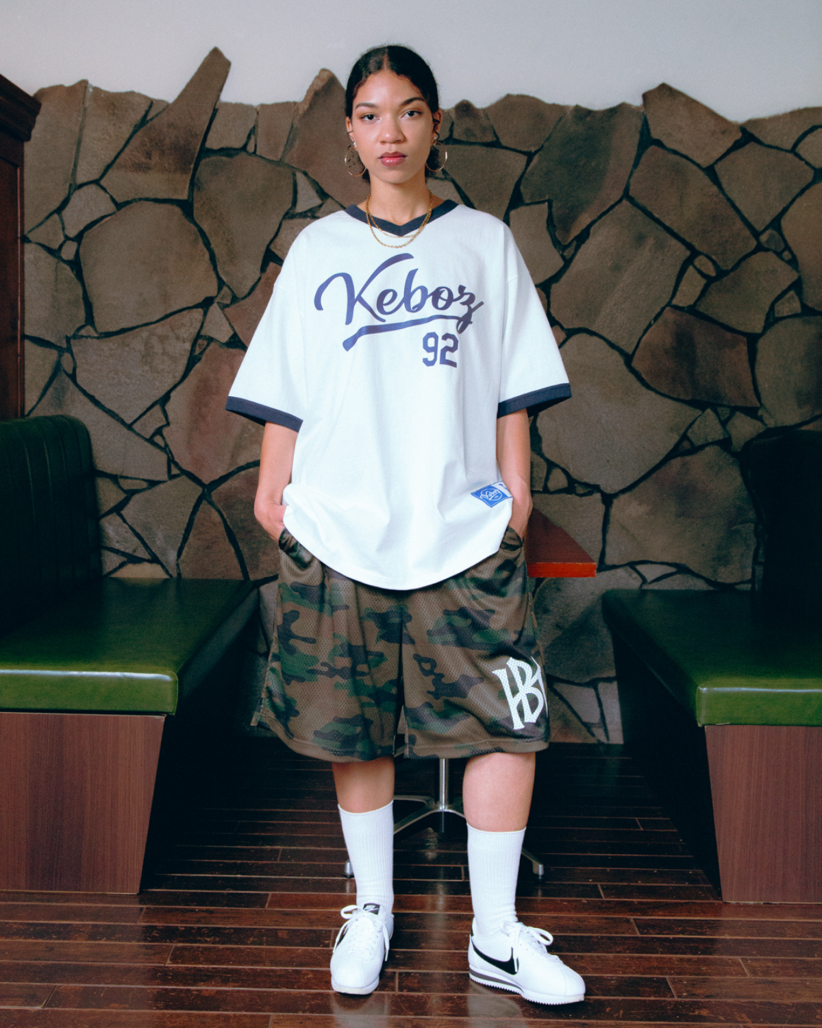 V92 RINGER S/S TEE