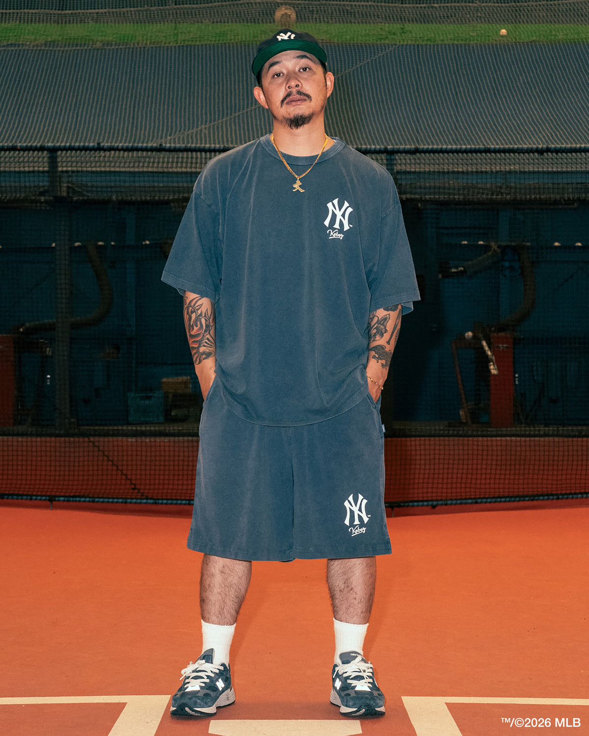 KEBOZ × MLB NEW YORK YANKEES LOGO WASHED S/S TEE
