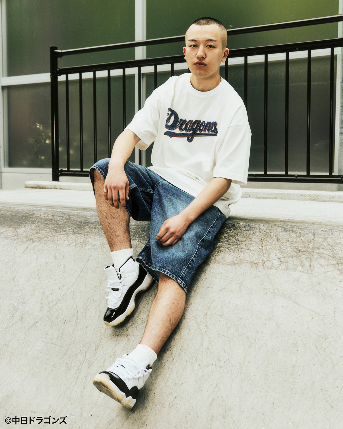 DRAGONS × KEBOZ SPARKLE LOGO S/S TEE