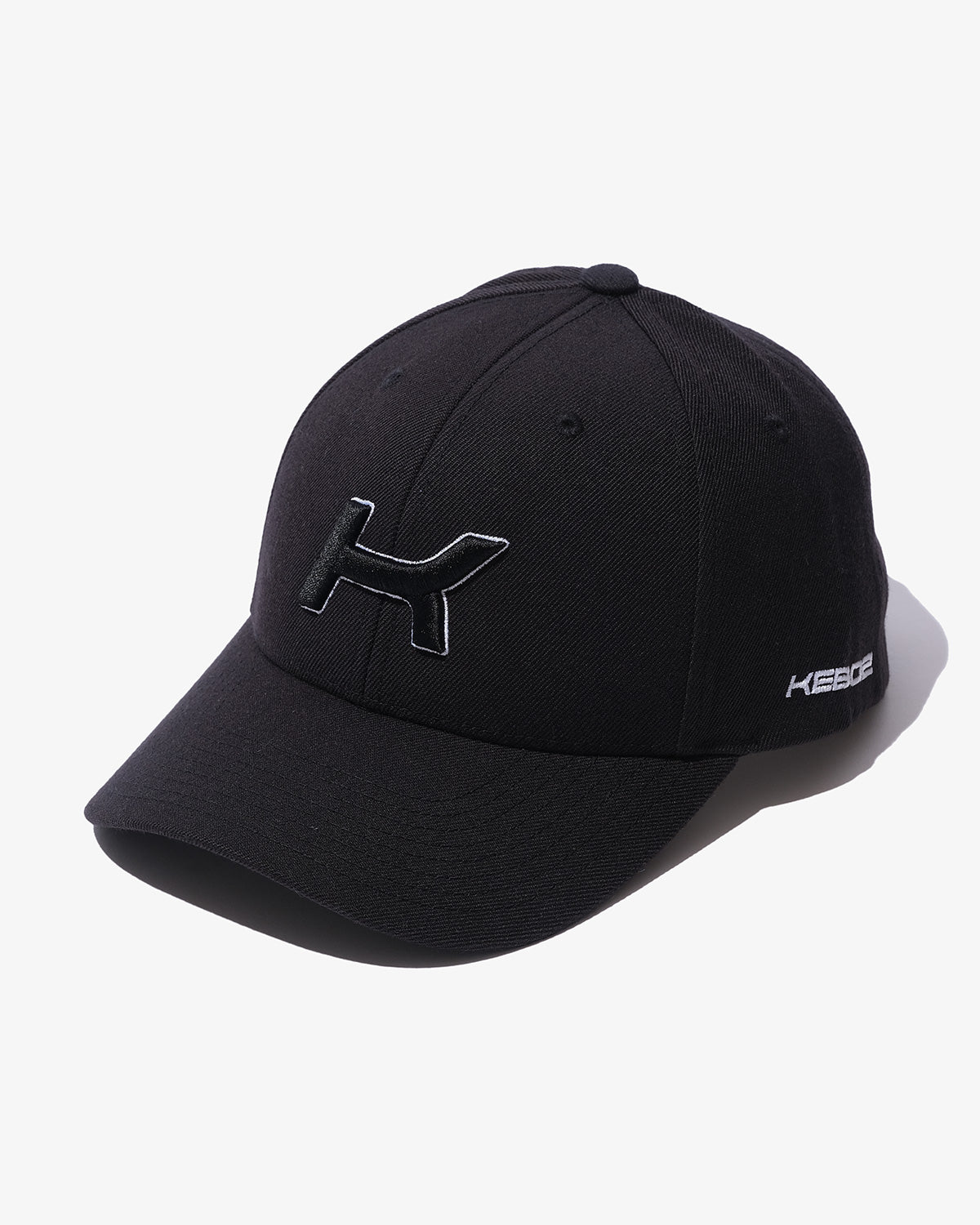 MKT CURVED VISOR SNAPBACK CAP