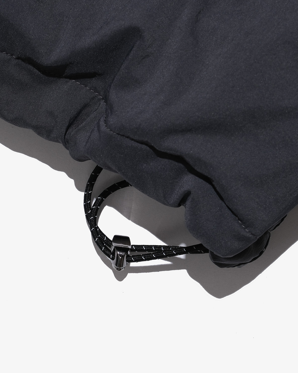 LIGHT NYLON PADDED JACKET