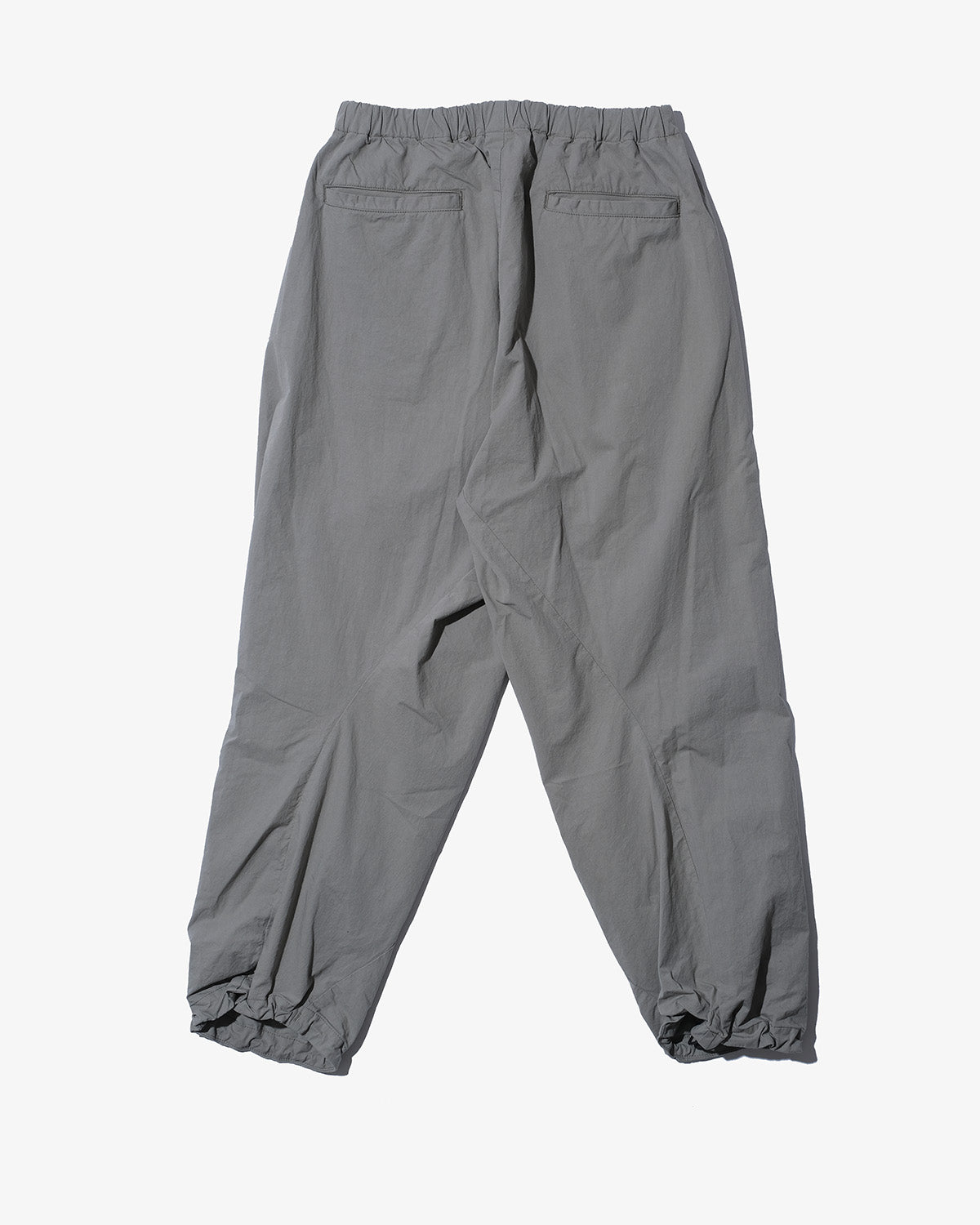 29. CURVE PANTS（発送時期：３月）