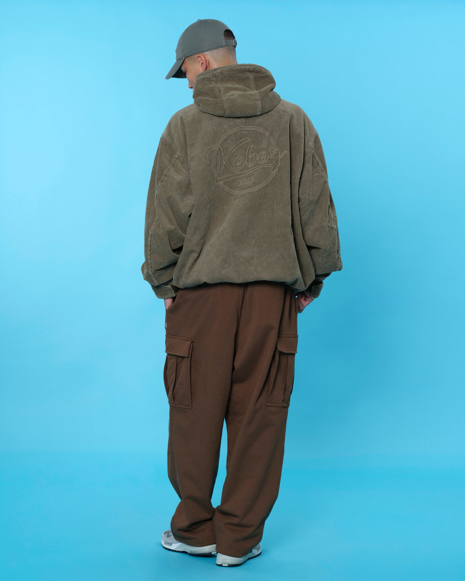 EFG WAPPEN SWEAT CARGO PANTS