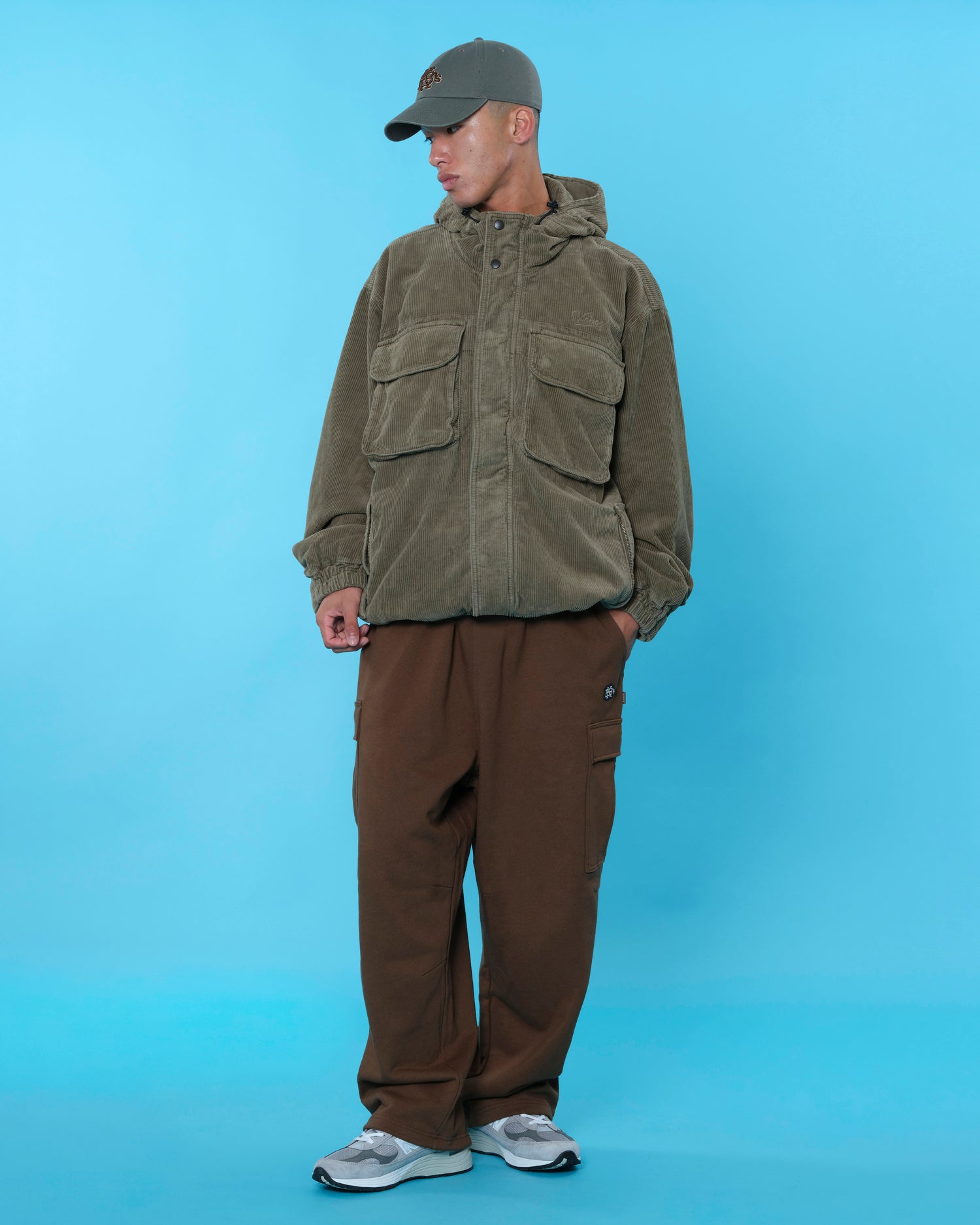 EFG WAPPEN SWEAT CARGO PANTS