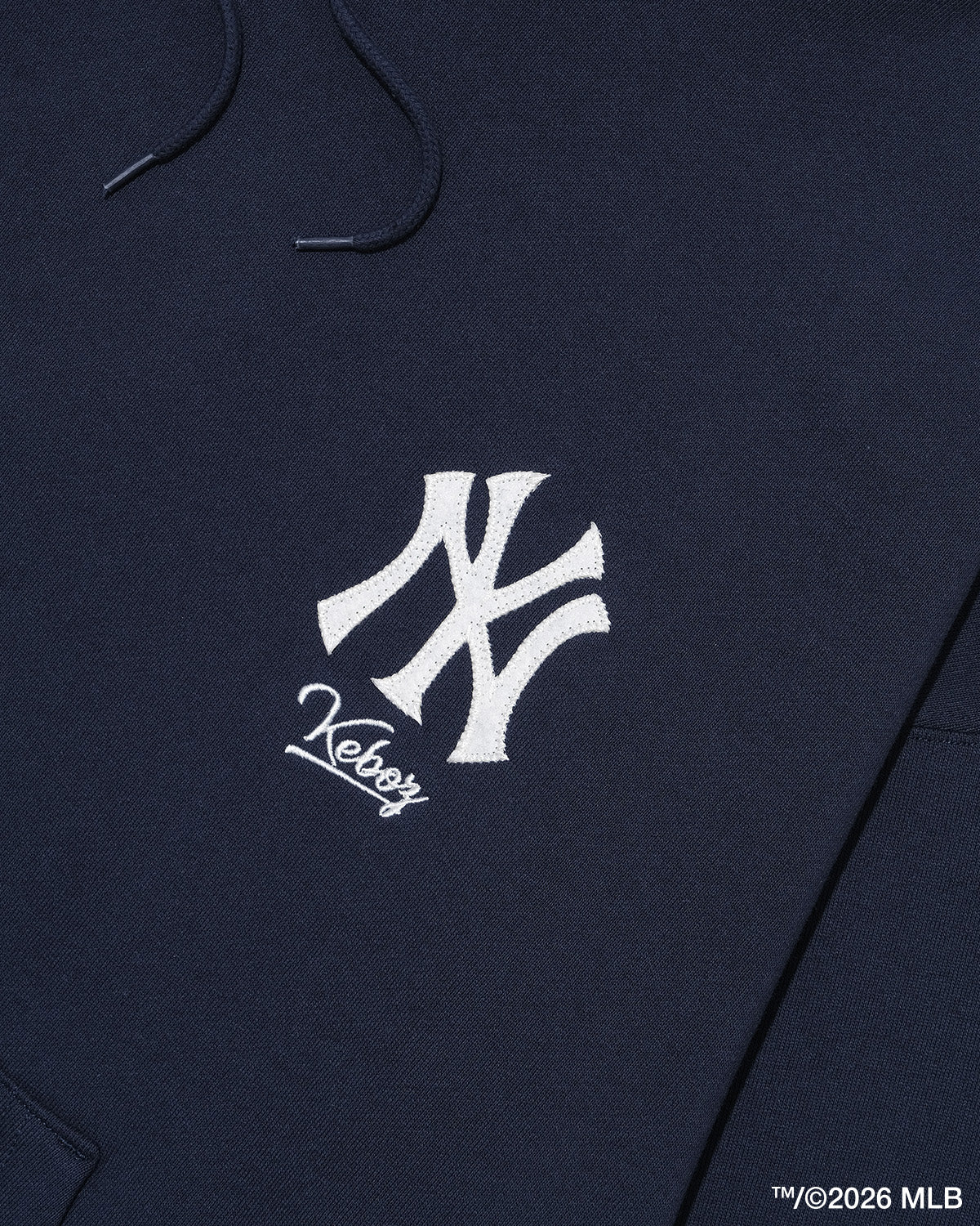 KEBOZ × MLB NEW YORK YANKEES LOGO SWEAT HOODIE