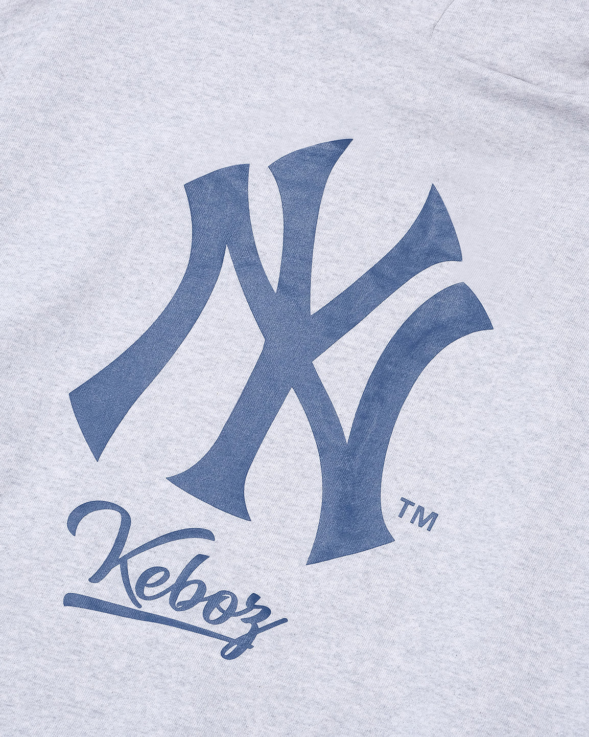 KEBOZ × MLB NEW YORK YANKEES LOGO SWEAT HOODIE