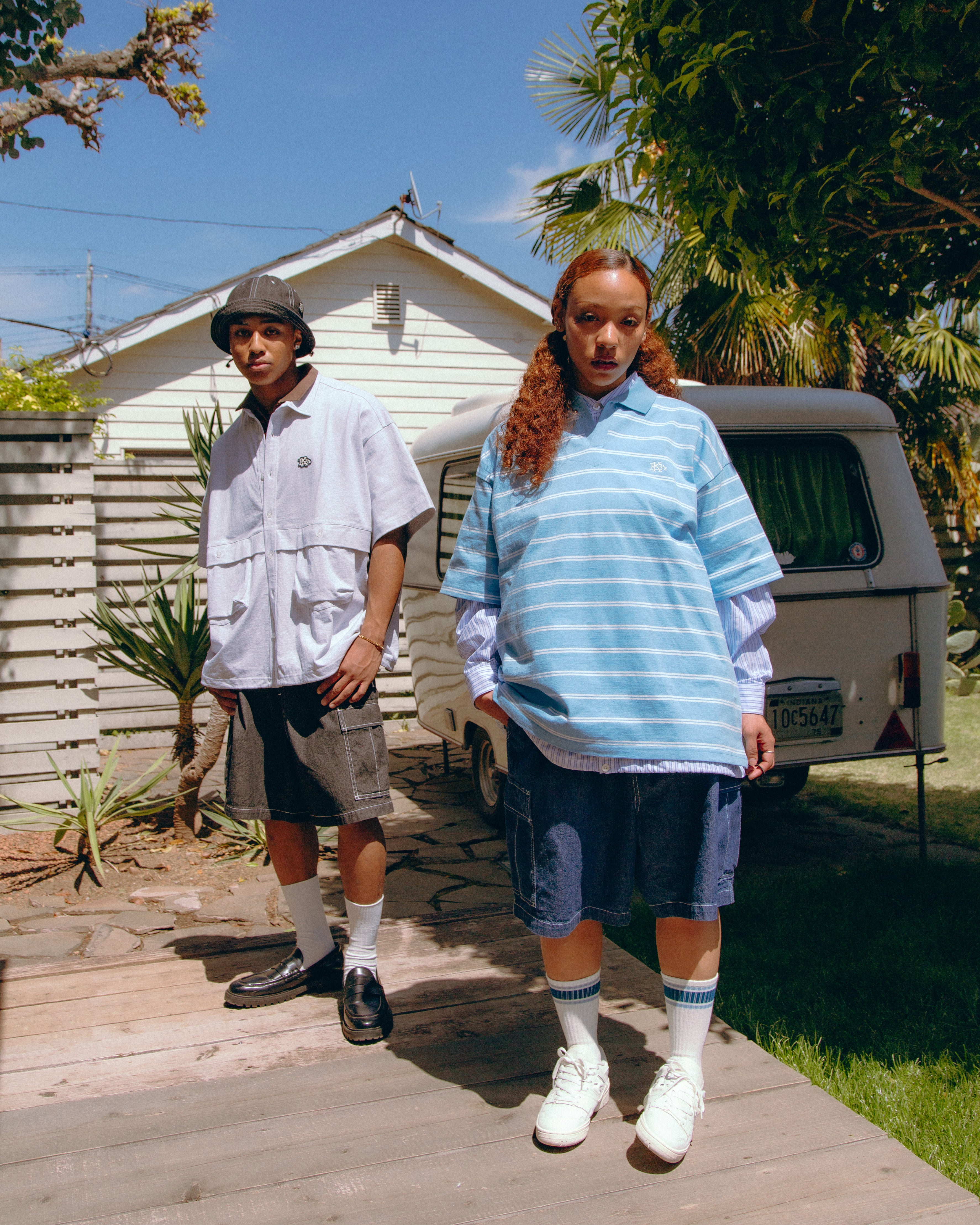 LIGHT DENIM CARGO SHORTS