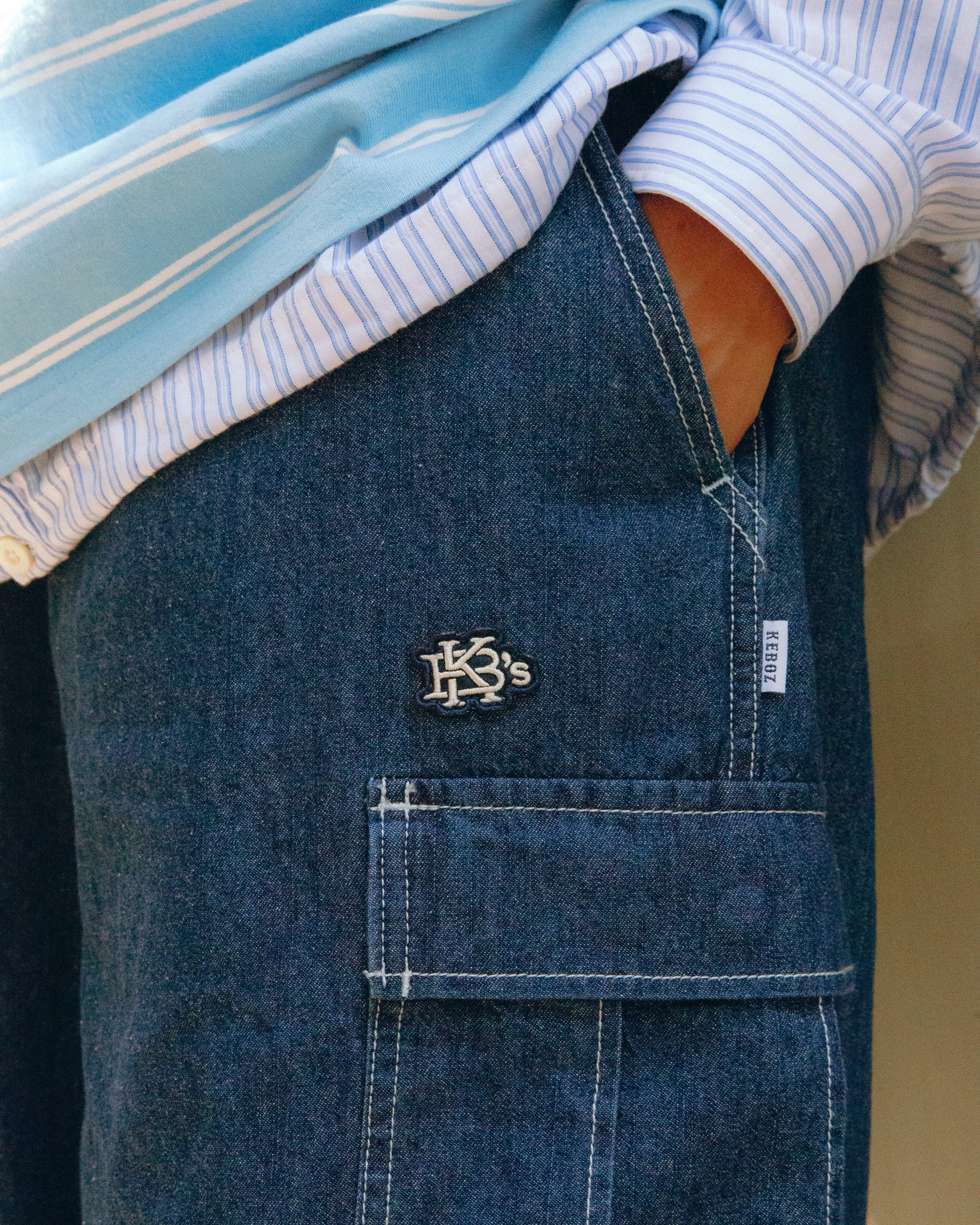 LIGHT DENIM CARGO SHORTS