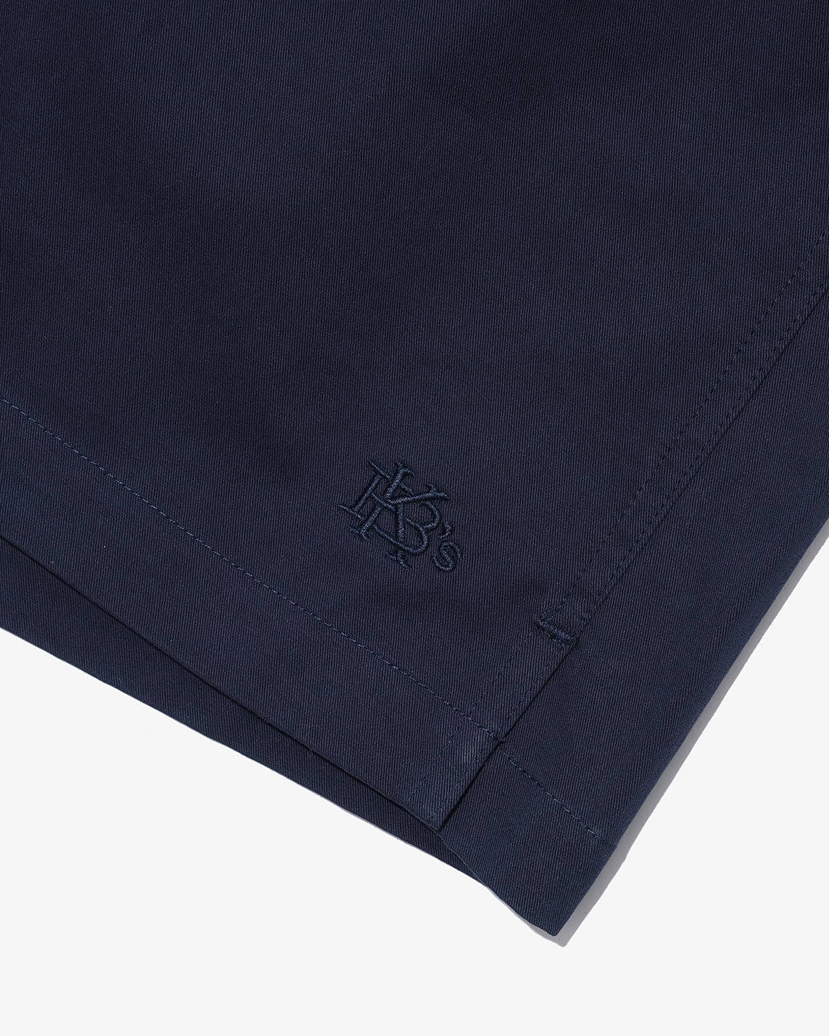 LIGHT COTTON WIDE FIT EASY SHORTS