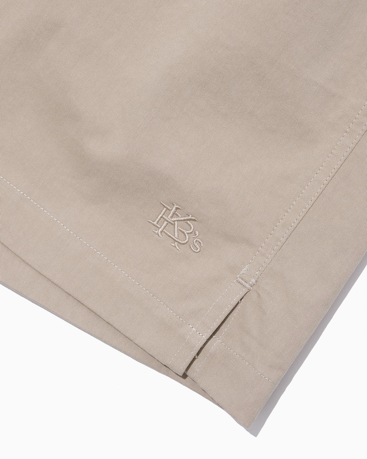 LIGHT COTTON WIDE FIT EASY SHORTS