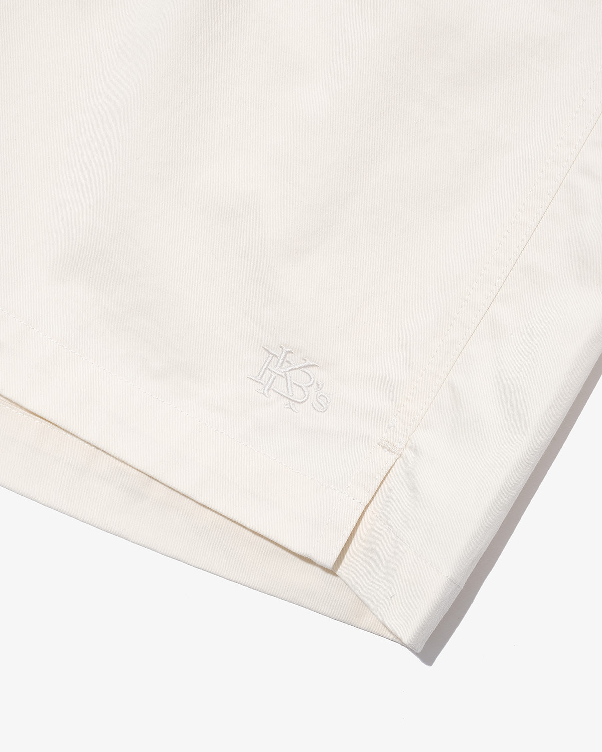 LIGHT COTTON WIDE FIT EASY SHORTS