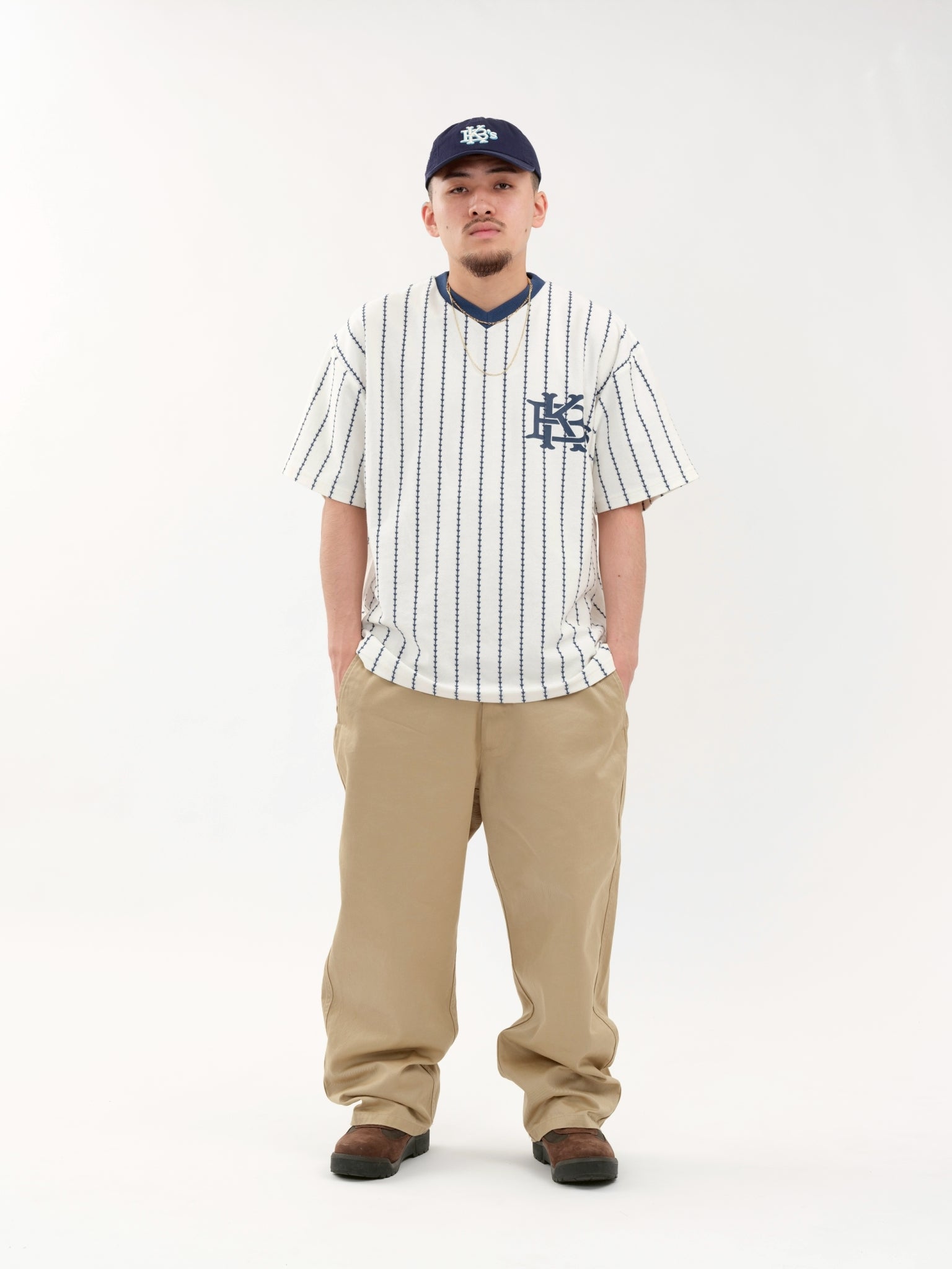 60. EFG STRIPE V NECK S/S TEE (Shipping: May) 
