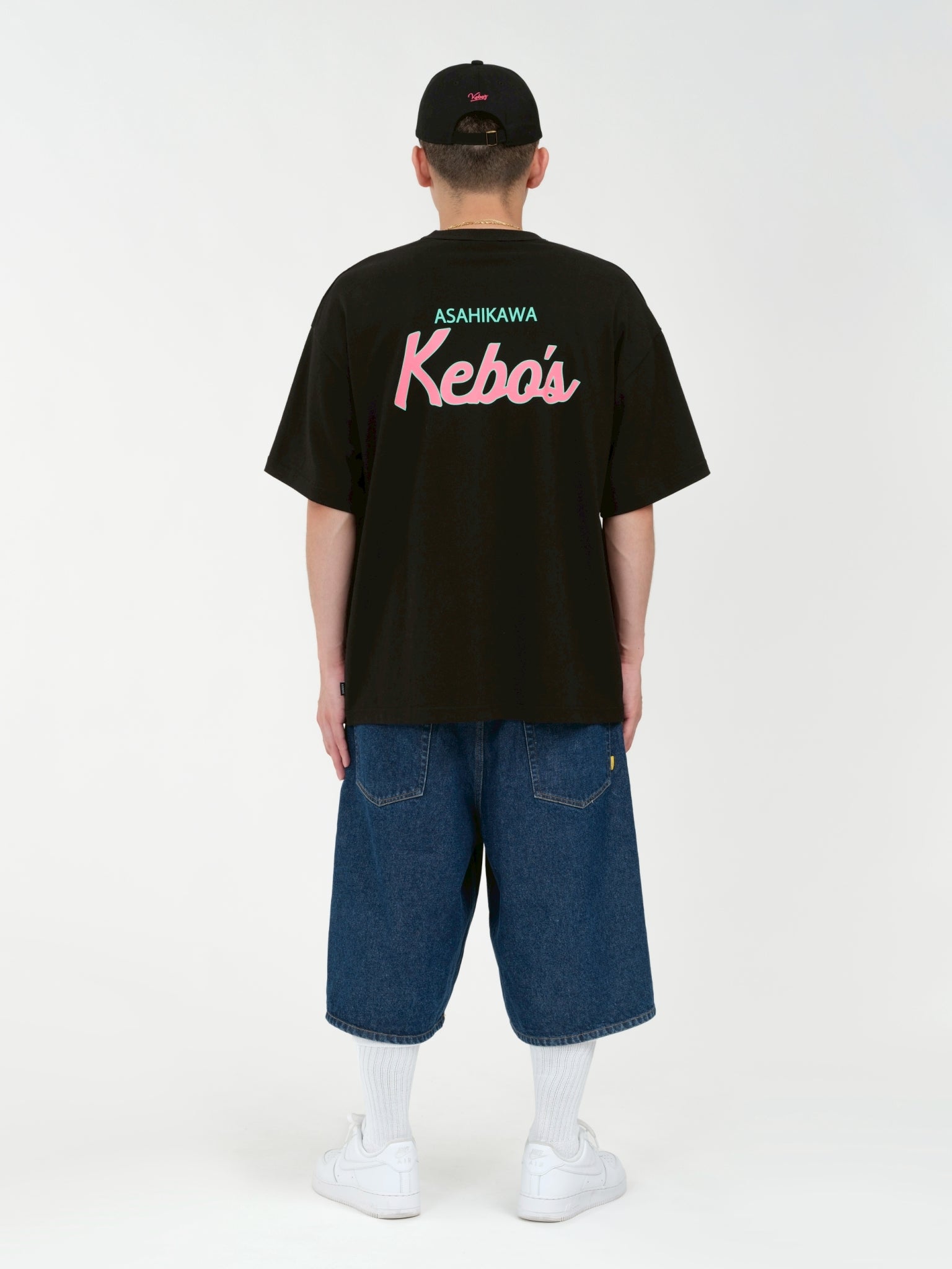 H: 175cm / SIZE: L