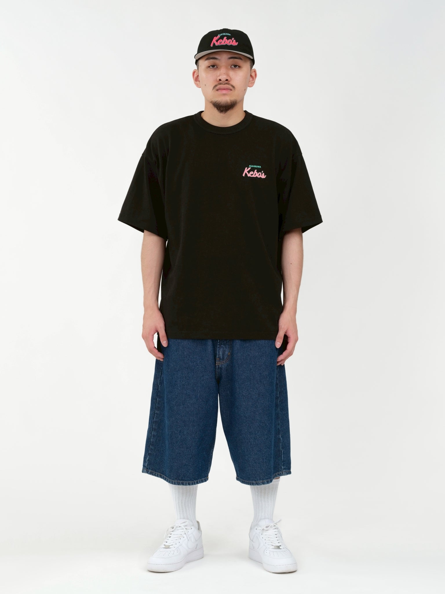 H: 175cm / SIZE: L