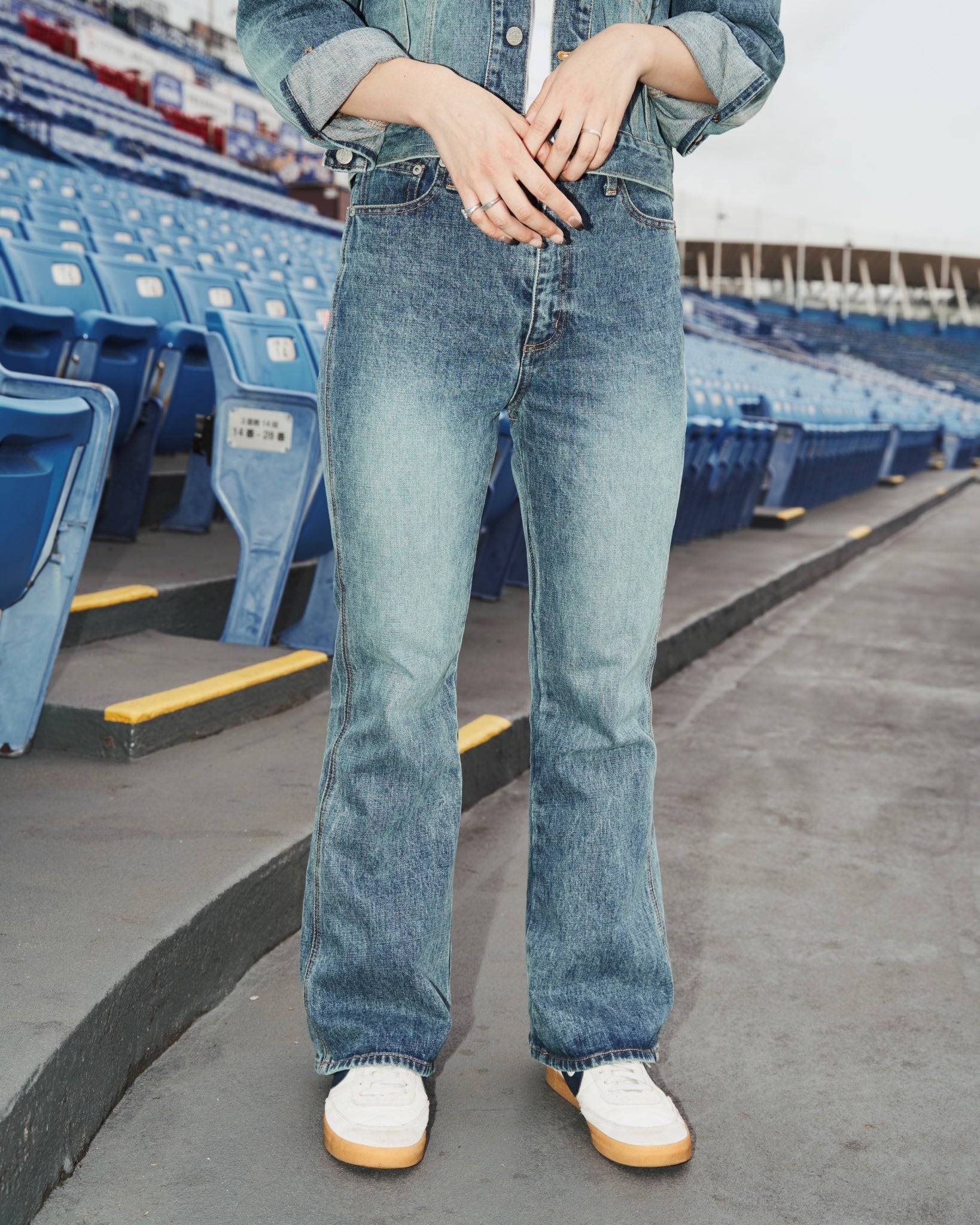 VINTAGE FLARE DENIM PANTS