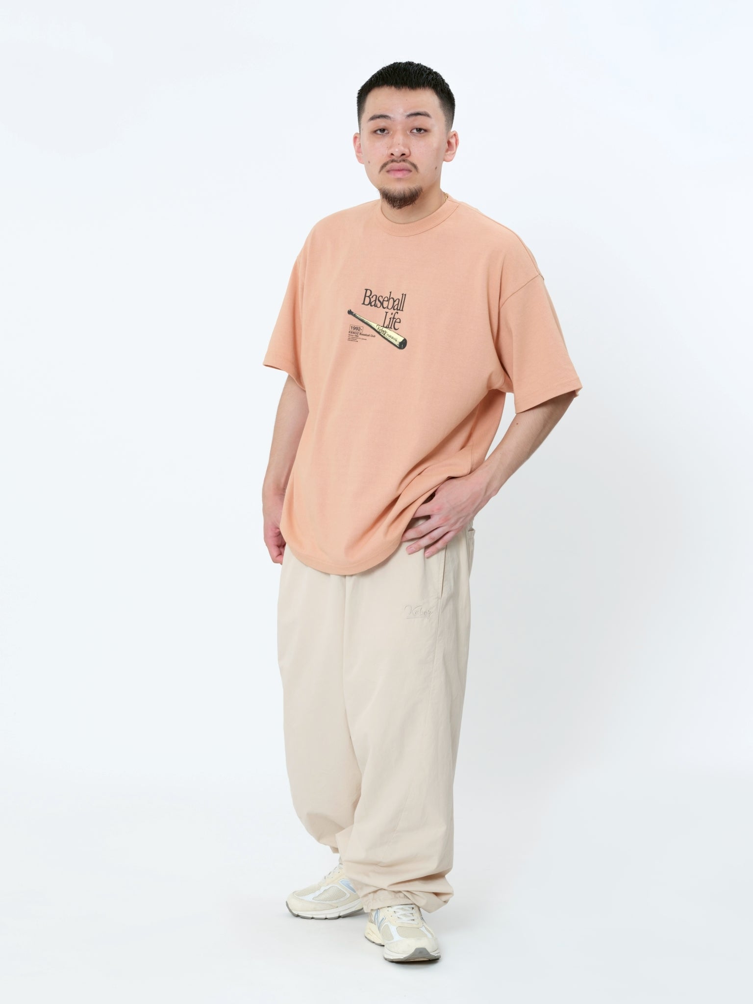 H: 175cm / SIZE: L