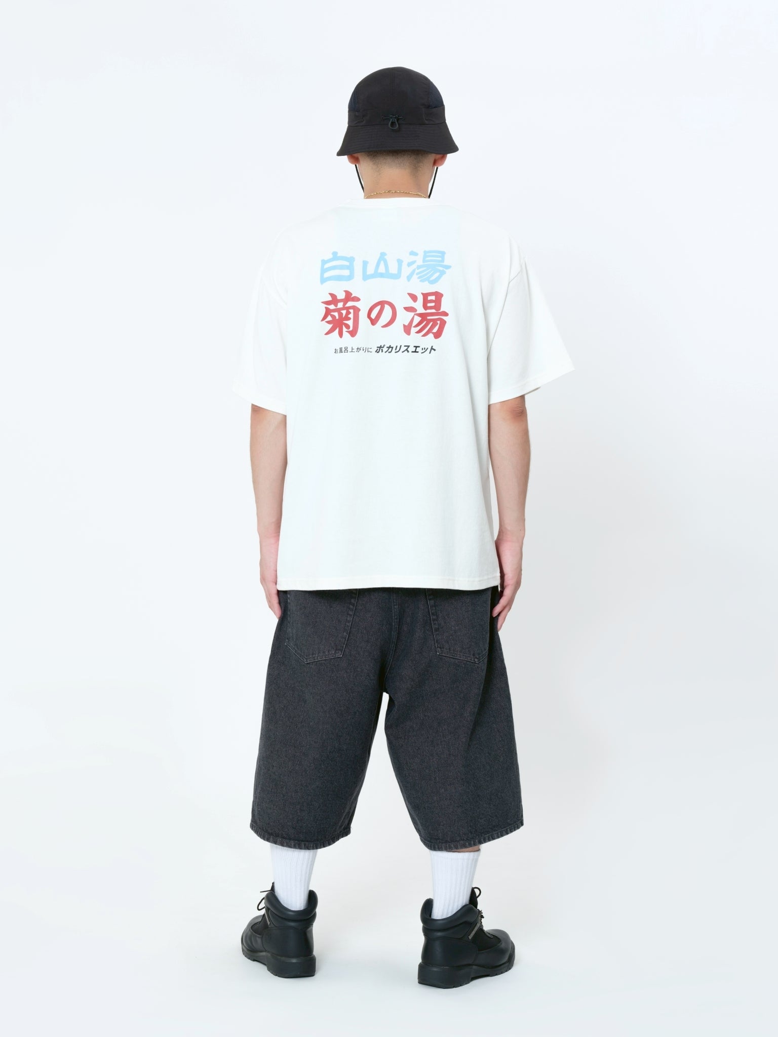 H: 175cm / SIZE: L